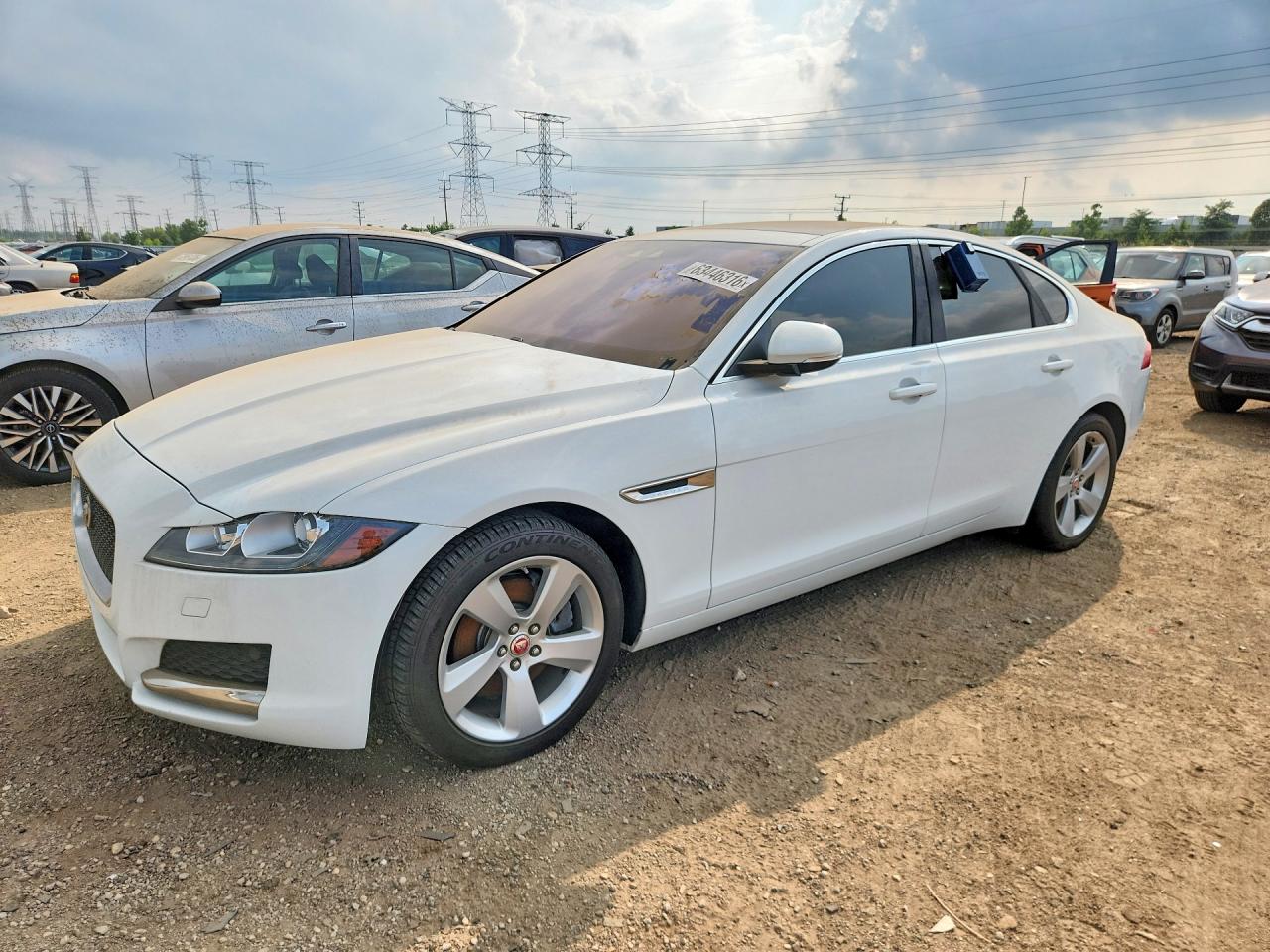 SAJBR4FX1JCY69492 · 2018 JAGUAR XF