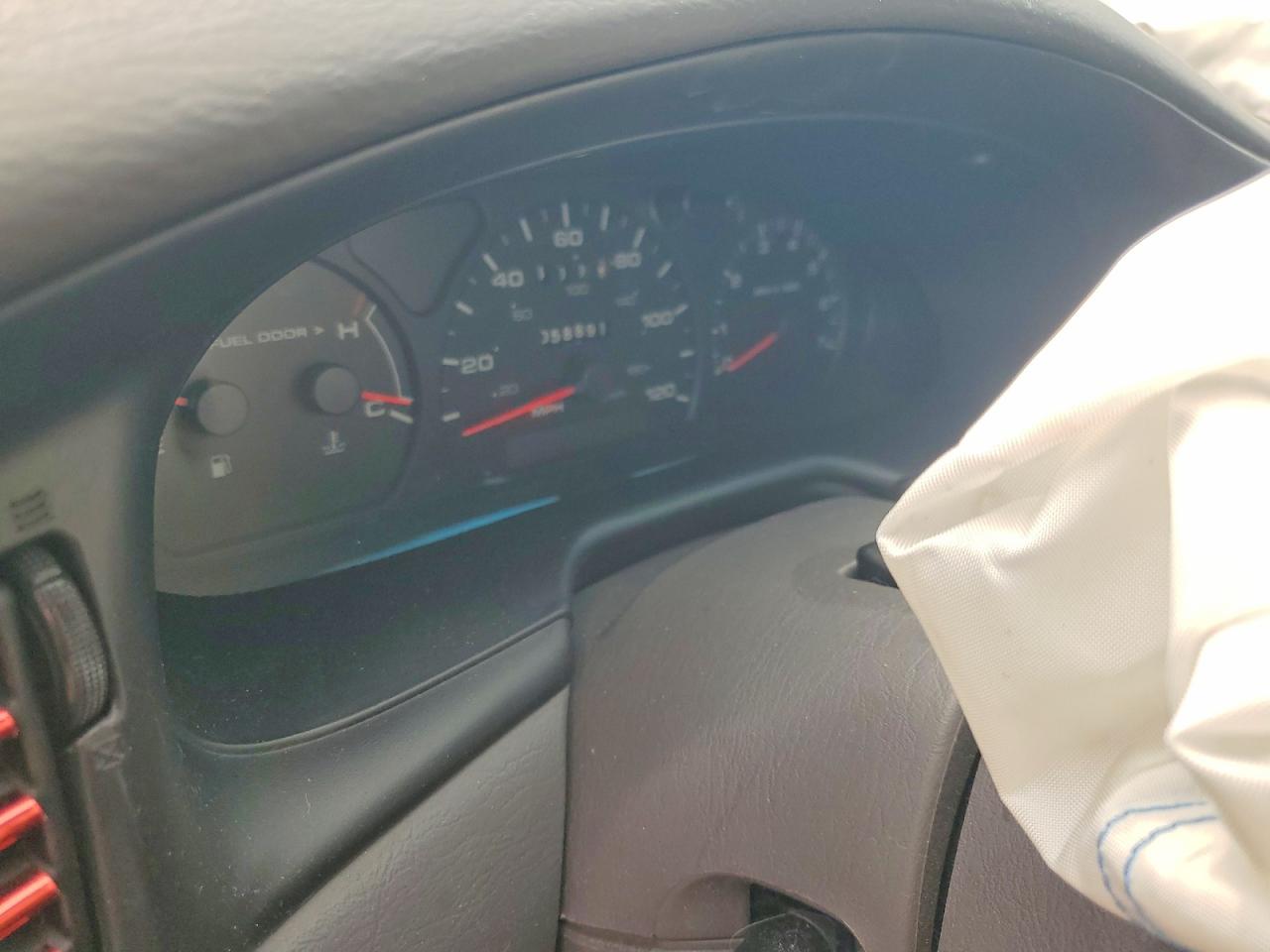 1FAFP55S52G277644 · 2002 FORD TAURUS · 9/12