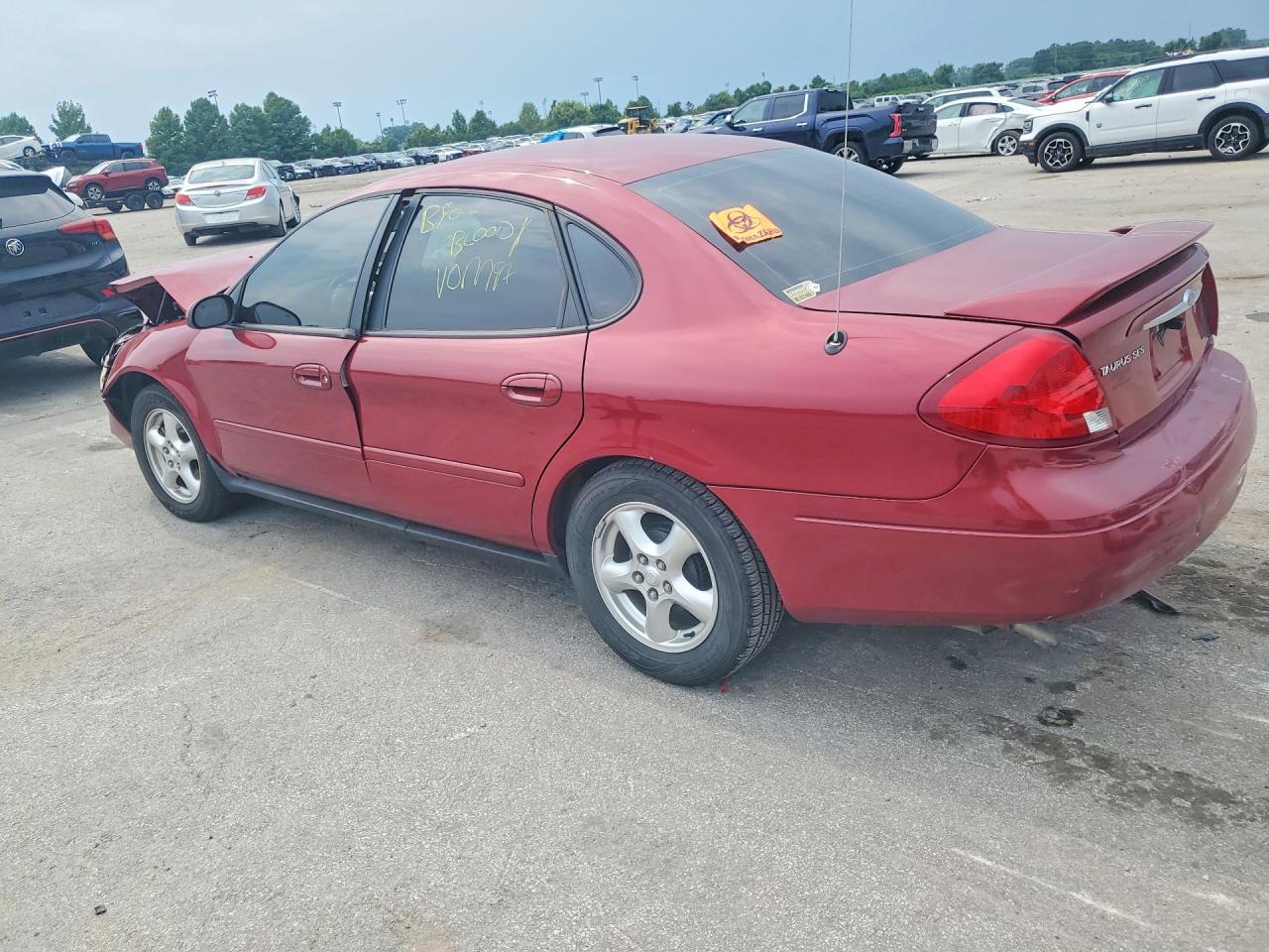 1FAFP55S52G277644 · 2002 FORD TAURUS · 2/12