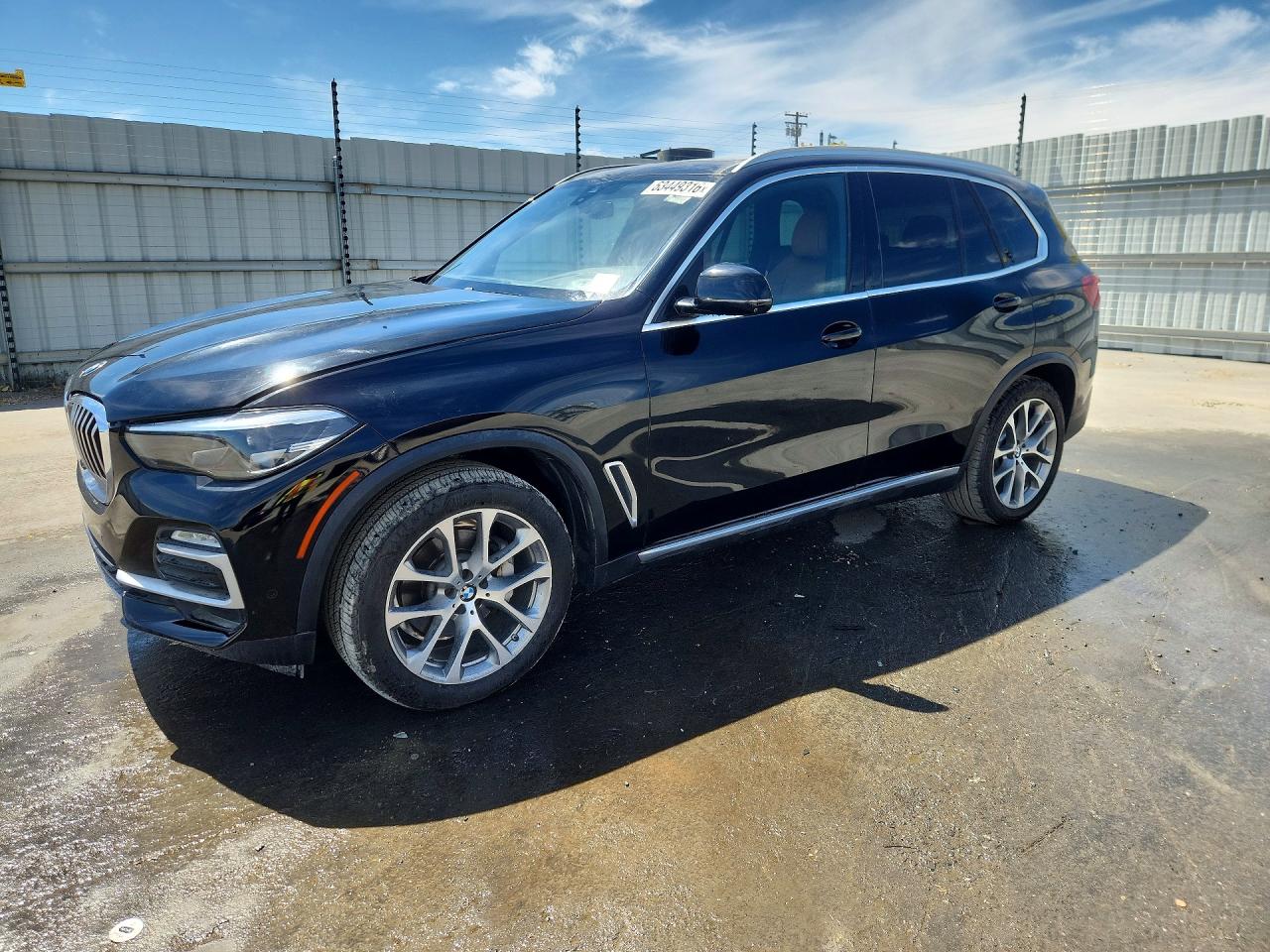 5UXCR6C56KLL14278 · 2019 BMW X5