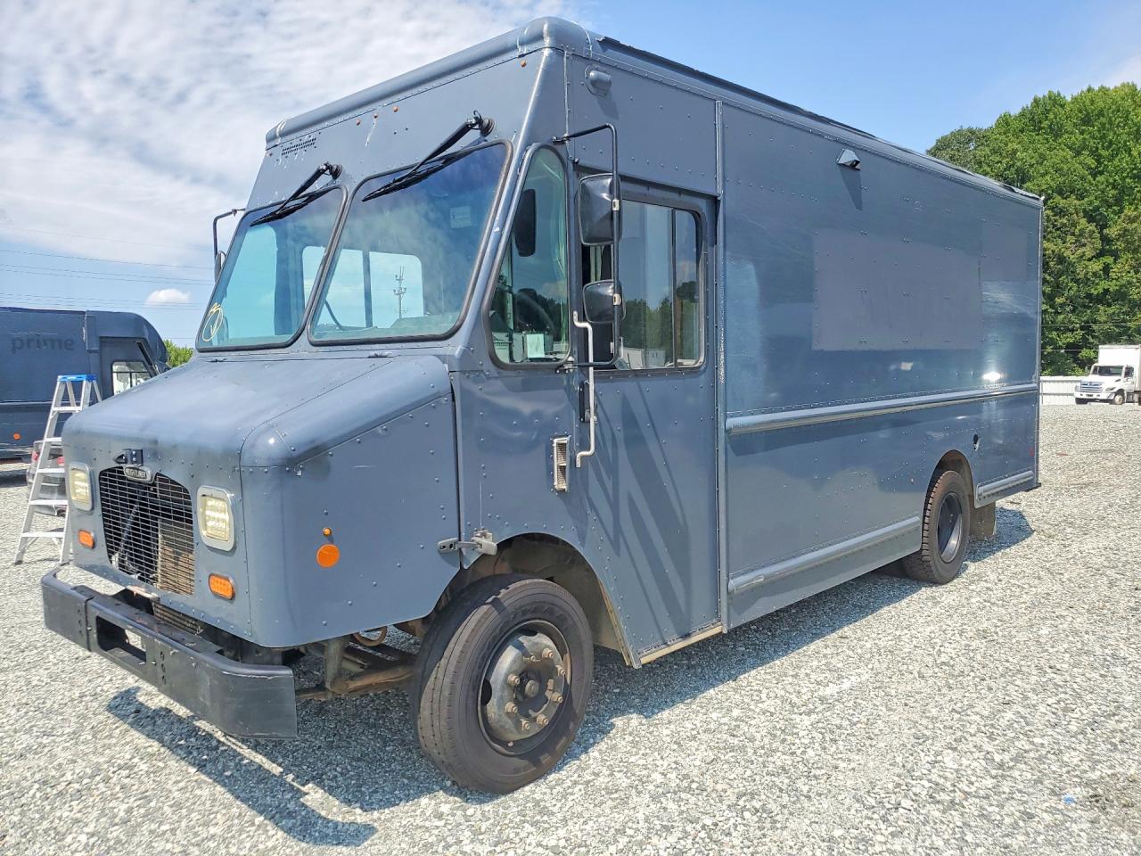4UZAC2EA1LCMH8088 · 2020 FREIGHTLINER MT45 CHASSIS