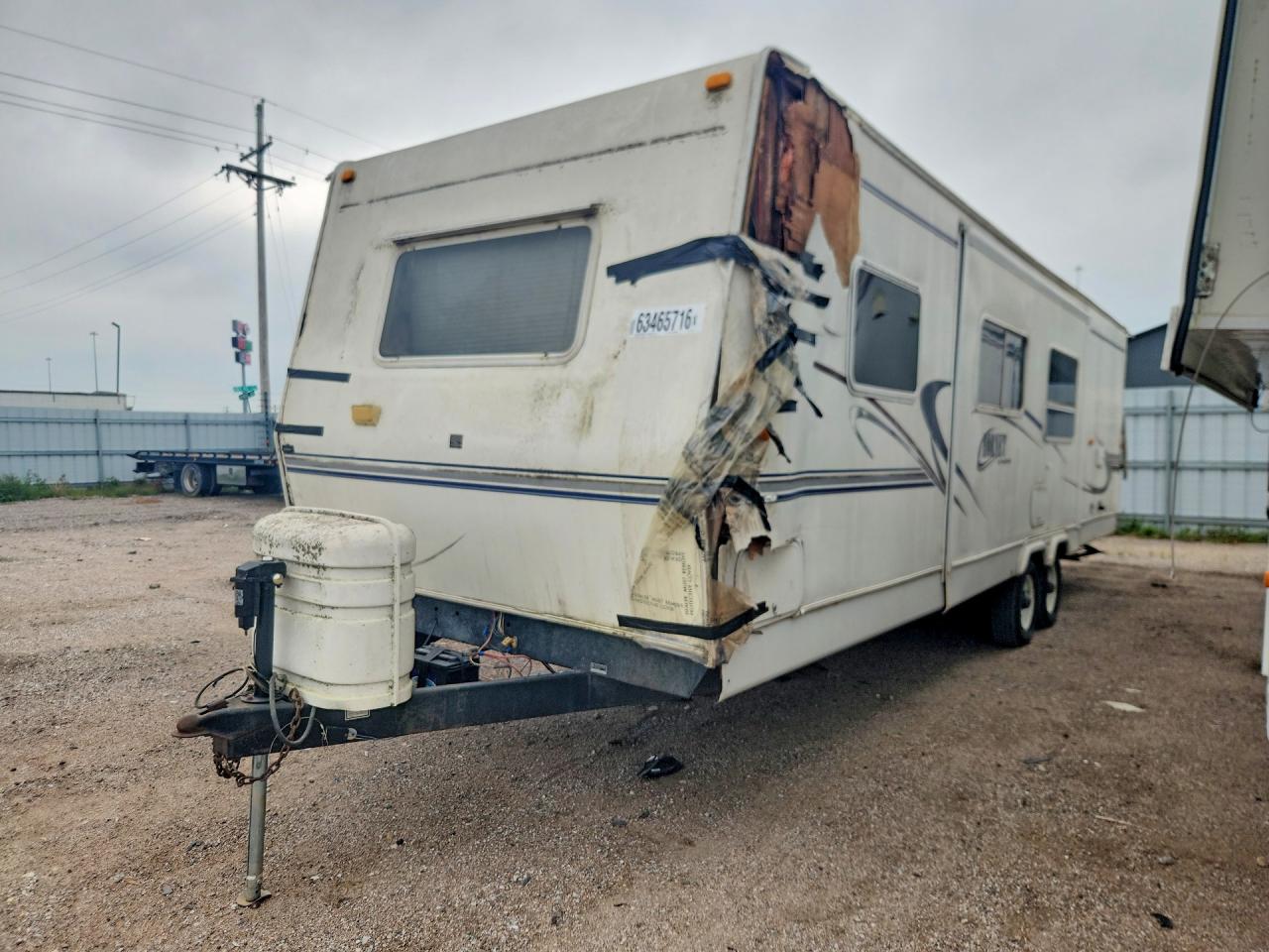 4YDT31F2017301778 · 2001 KEYSTONE HORNET