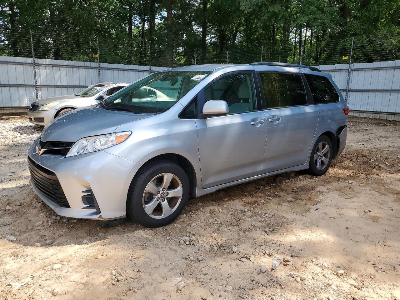 5TDKZ3DC0LS072323 · 2020 TOYOTA SIENNA