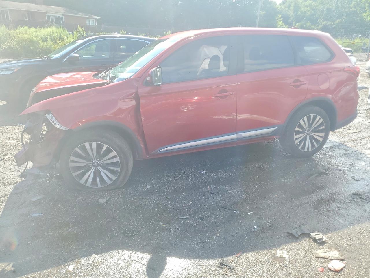 JA4AZ3A34KZ041437 · 2019 MITSUBISHI OUTLANDER