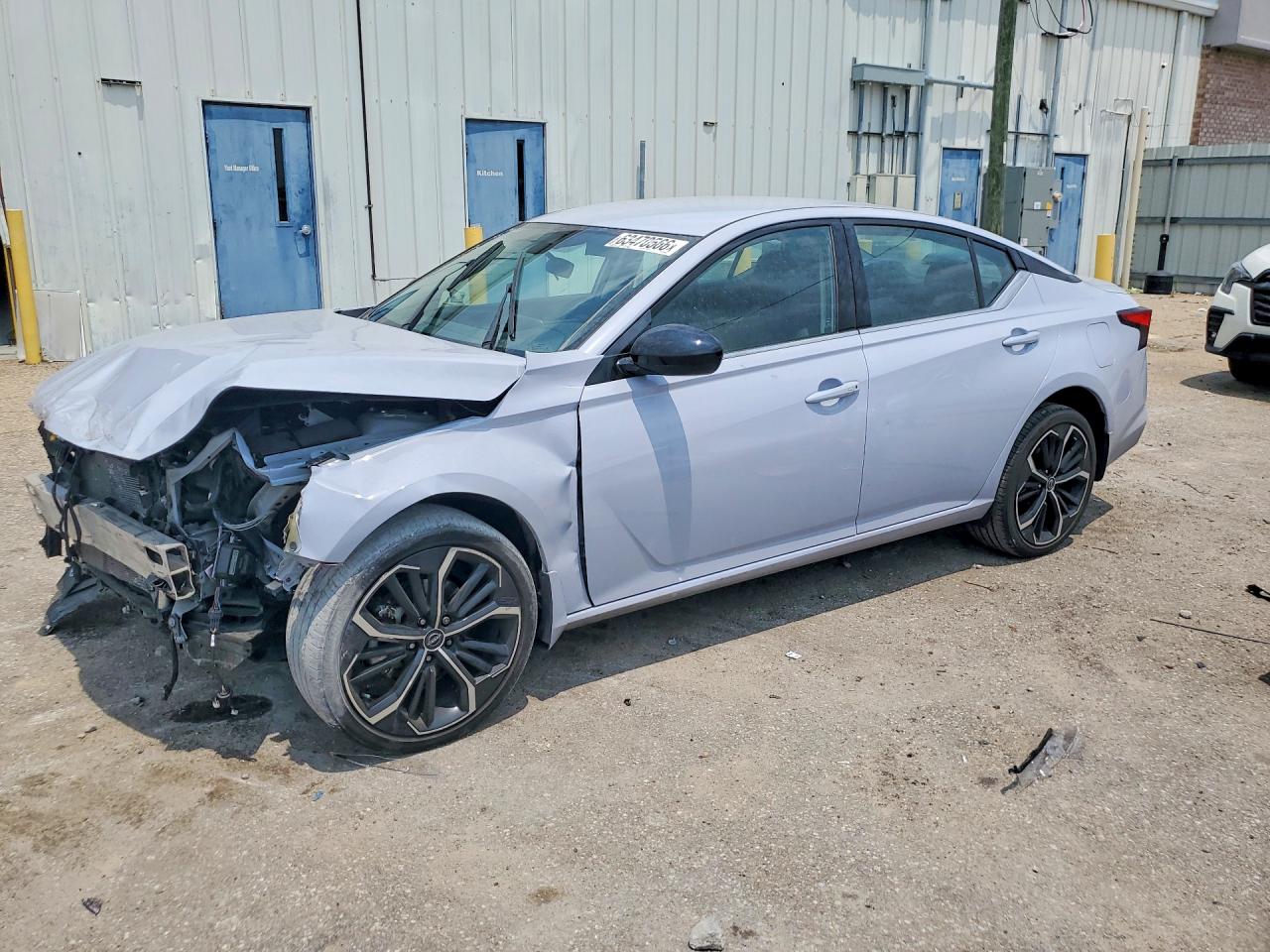 1N4BL4CW4RN382594 · 2024 NISSAN ALTIMA