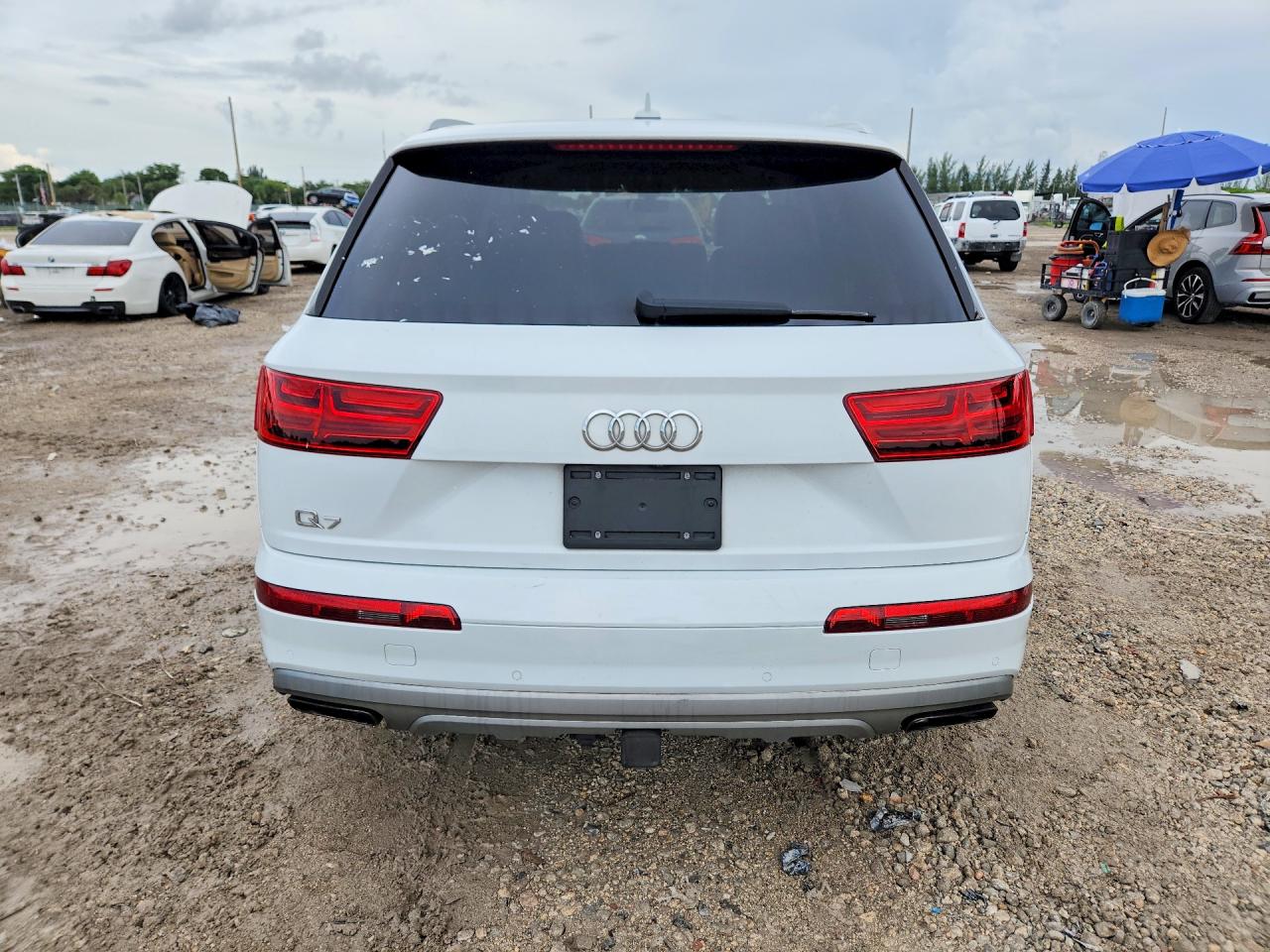 WA1LHAF78KD024441 · 2019 AUDI Q7 · 6/14