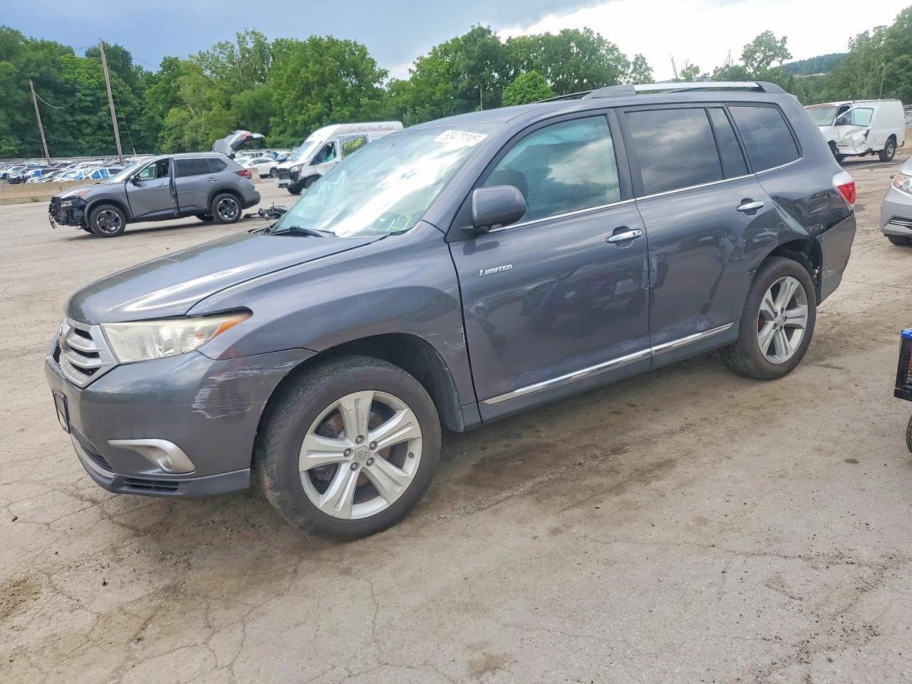 5TDDK3EH5BS080990 · 2011 TOYOTA HIGHLANDER