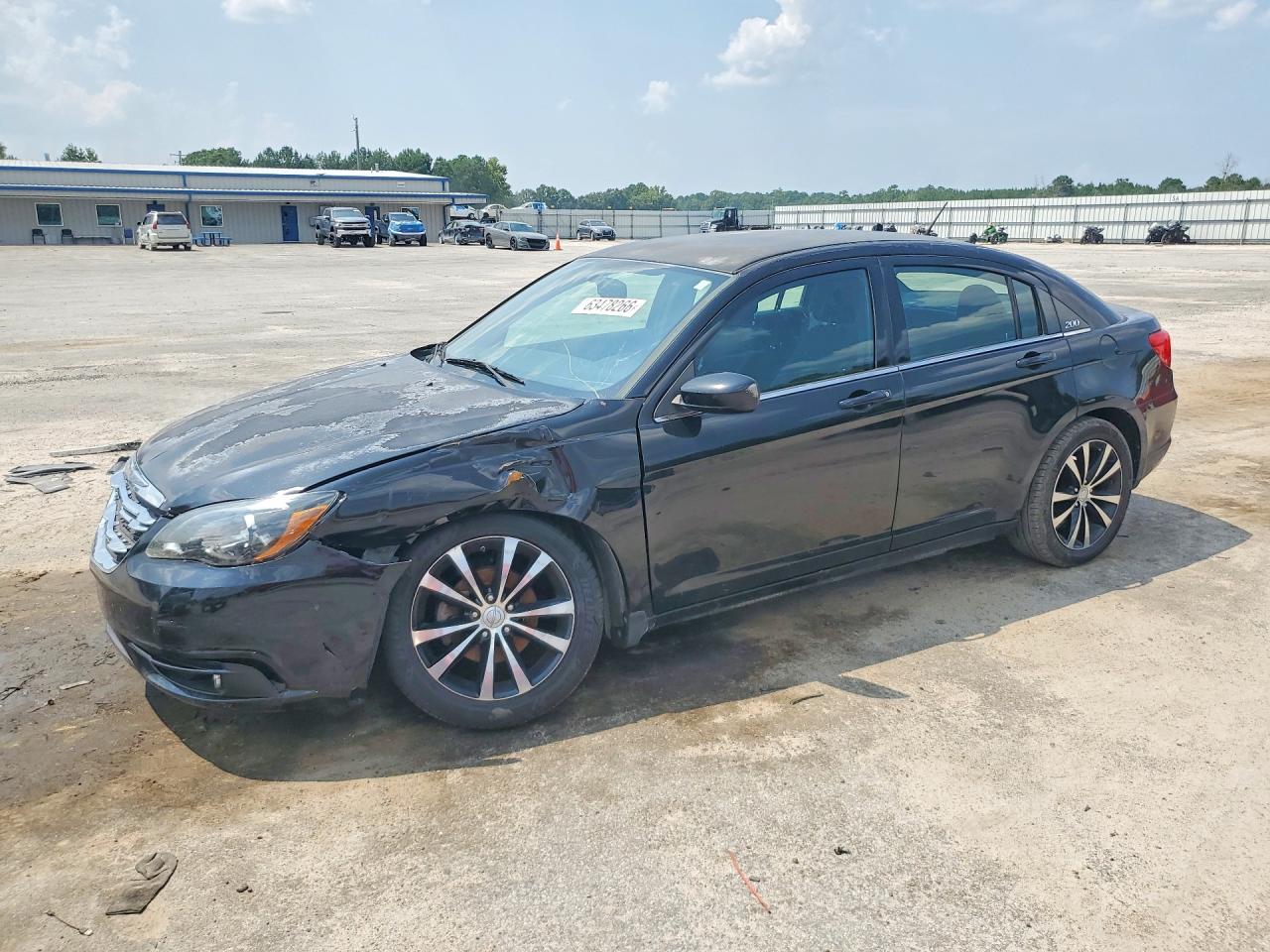 1C3CCBBB7DN525410 · 2013 CHRYSLER 200