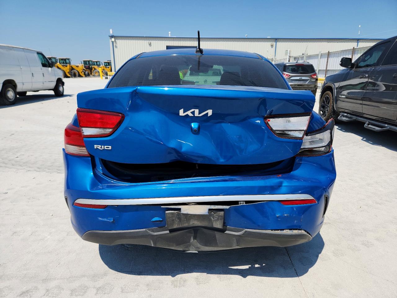 3KPA24AD4NE506503 · 2022 KIA RIO · 6/12