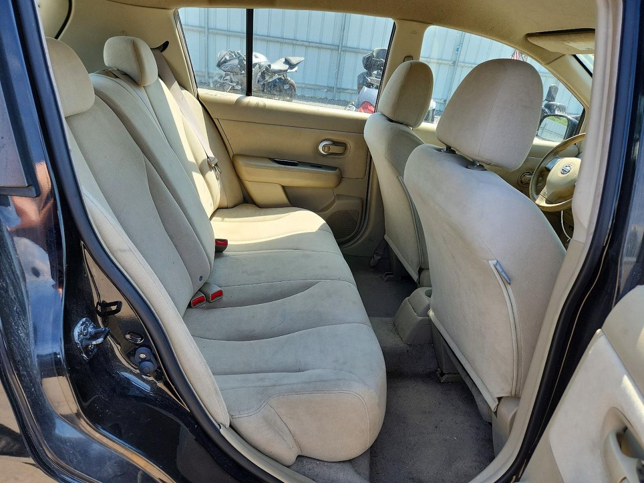 3N1BC13E38L403047 · 2008 NISSAN VERSA · 10/12