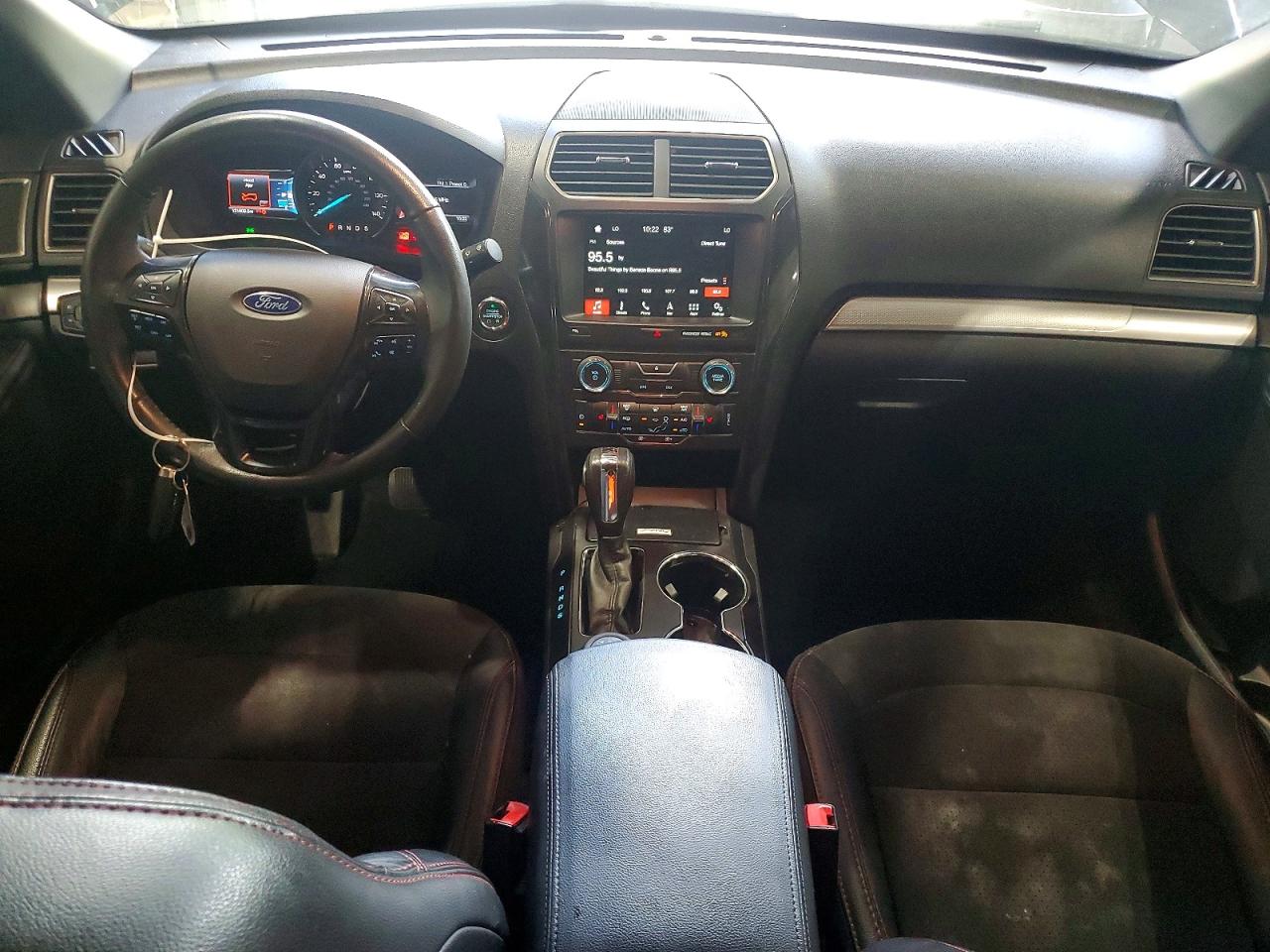1FM5K8D89JGB01945 · 2018 FORD EXPLORER · 8/13
