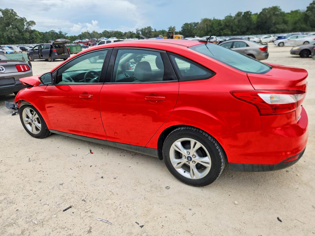 1FADP3F24DL132843 · 2013 FORD FOCUS · 2/12