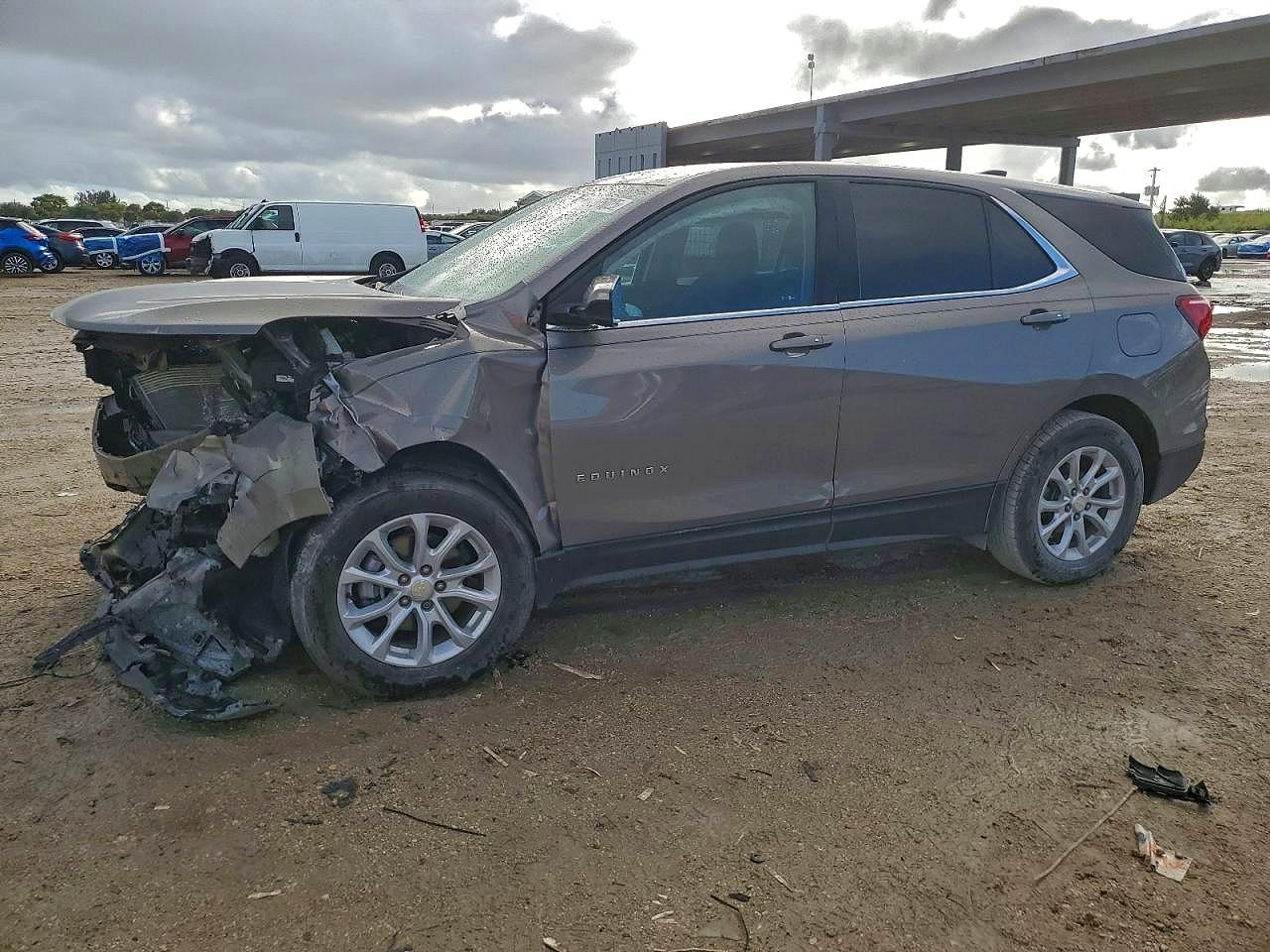 3GNAXJEV7JL121601 · 2018 CHEVROLET EQUINOX