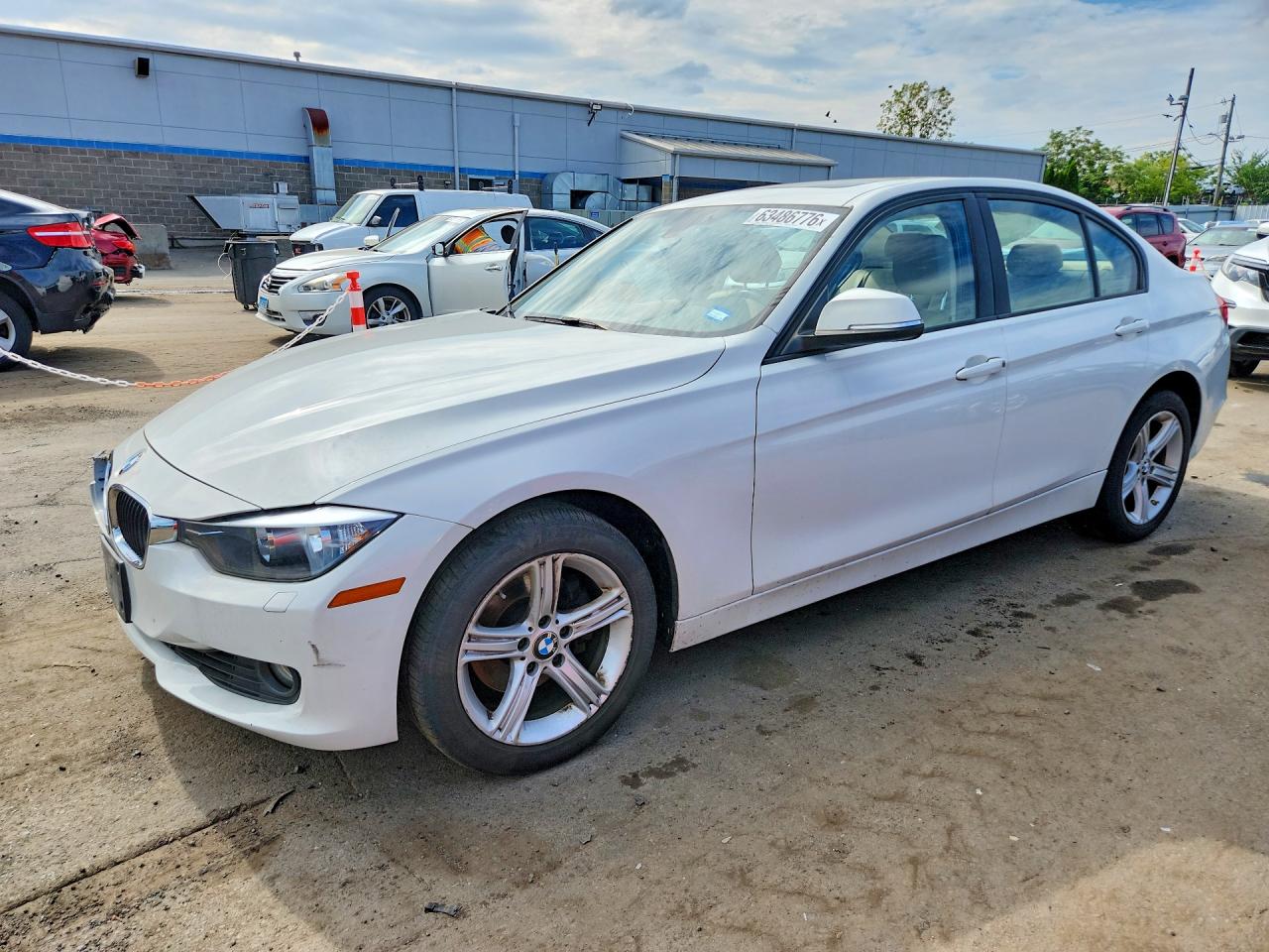 WBA3B5G51DNS02731 · 2013 BMW 328