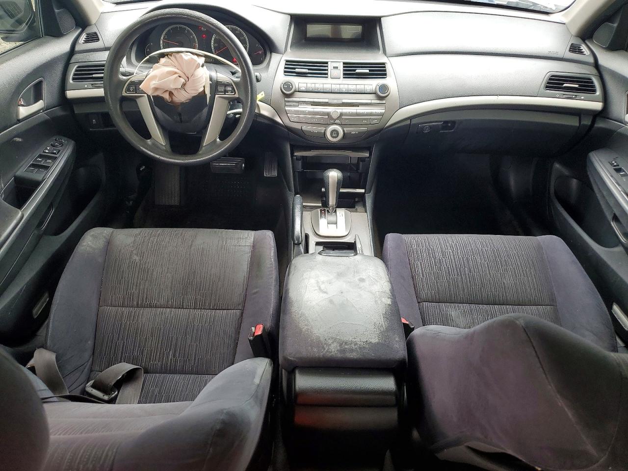 1HGCP2F40BA024134 · 2011 HONDA ACCORD · 8/13