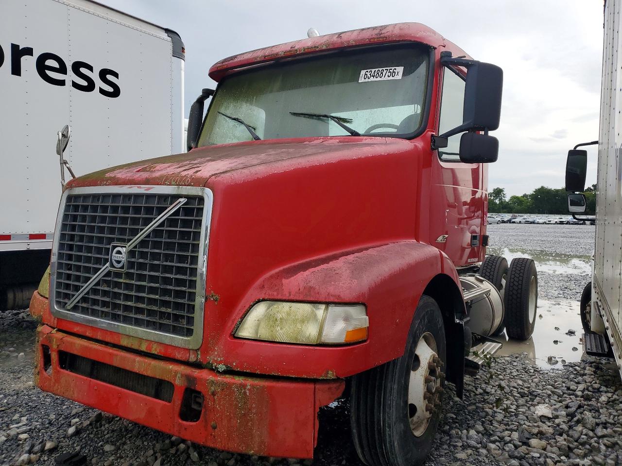 2005 VOLVO VN