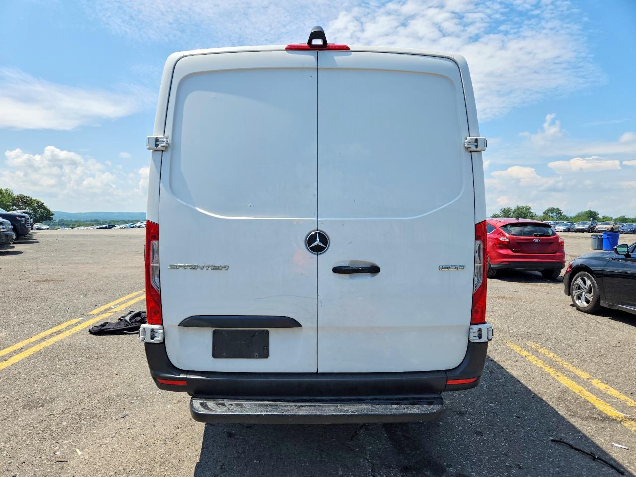WD3PE7ED3KT016032 · 2019 MERCEDES-BENZ SPRINTER · 6/14