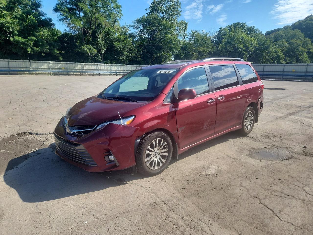 5TDYZ3DC0JS906730 · 2018 TOYOTA SIENNA