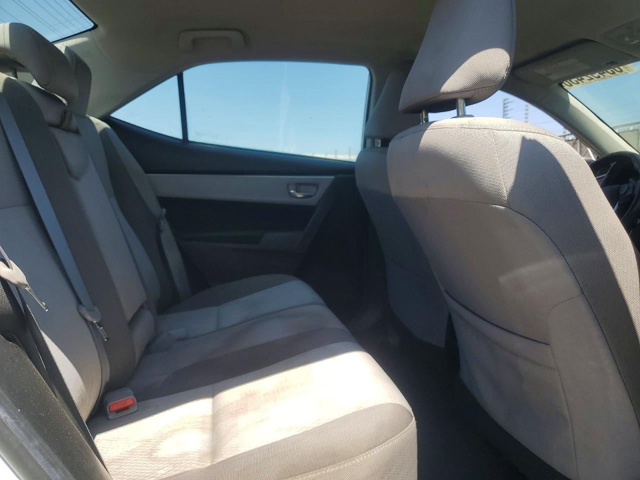 2T1BURHE6JC031083 · 2018 TOYOTA COROLLA · 10/12