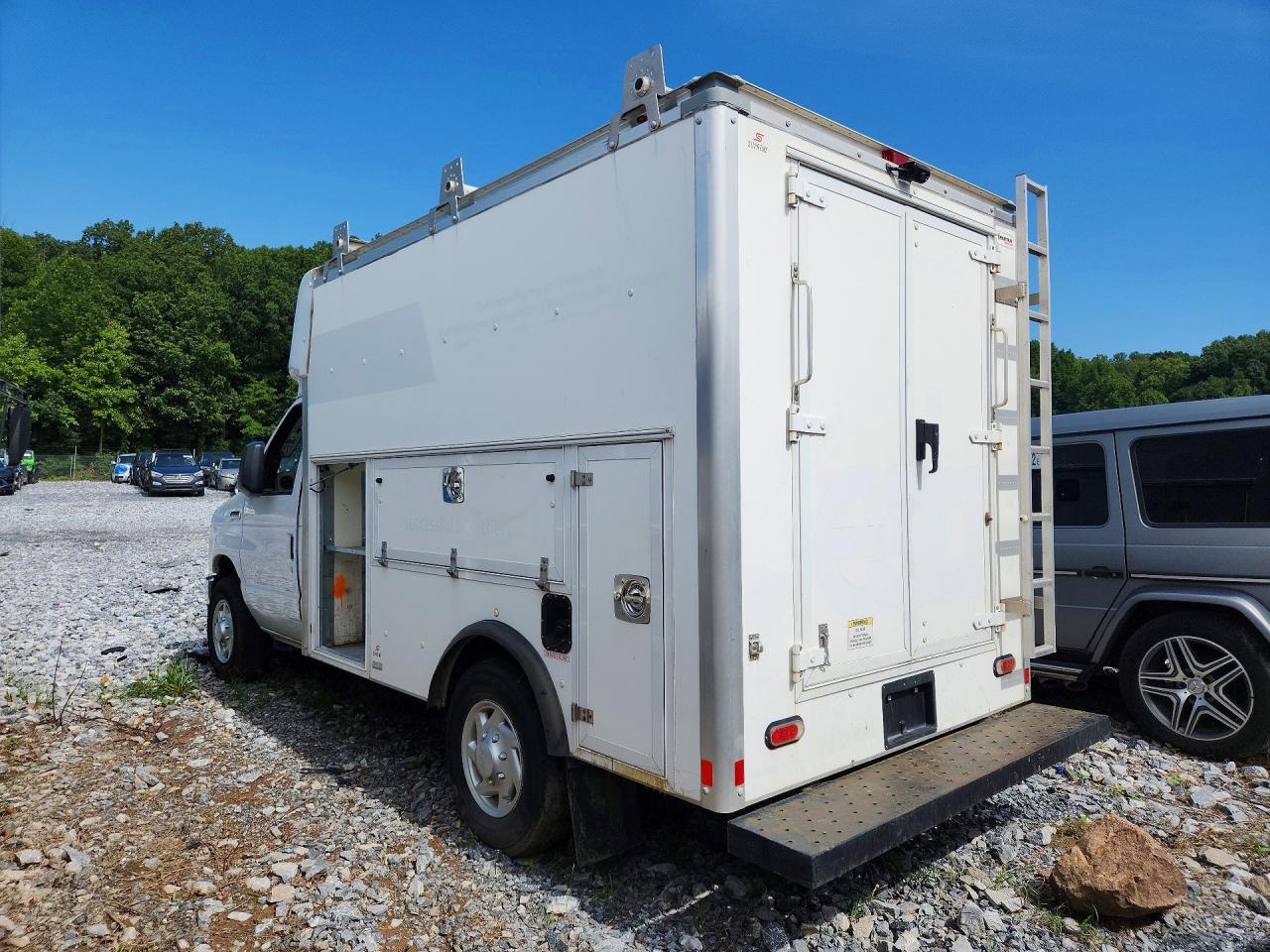 1FDWE3FK6NDC12824 · 2022 FORD ECONOLINE · 2/12