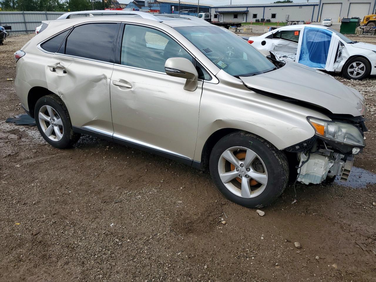 2T2BK1BA4CC132831 · 2012 LEXUS RX · 4/13