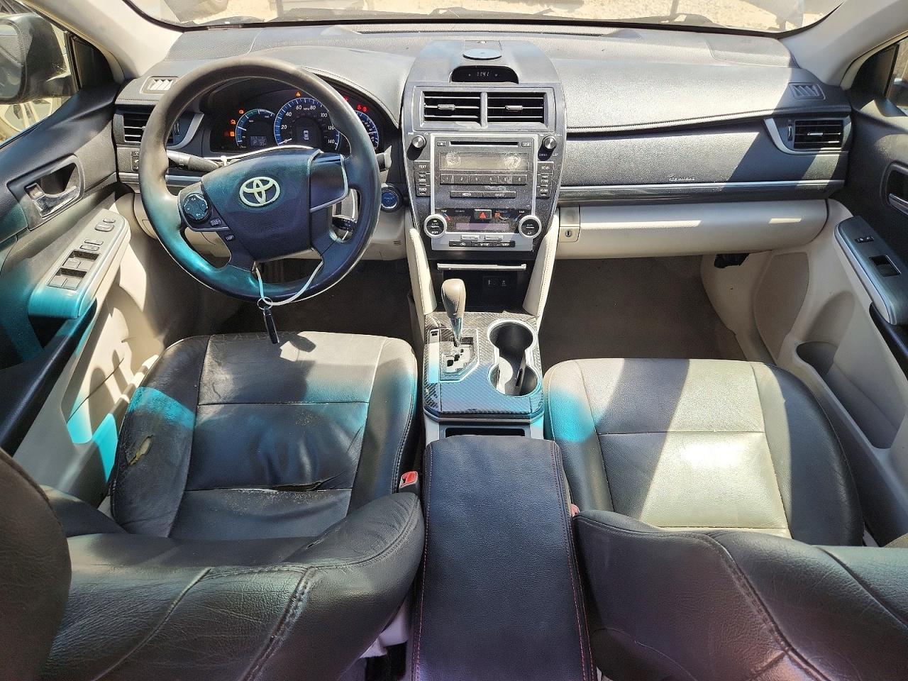 4T1BD1FK7CU028155 · 2012 TOYOTA CAMRY HYBRID · 8/12