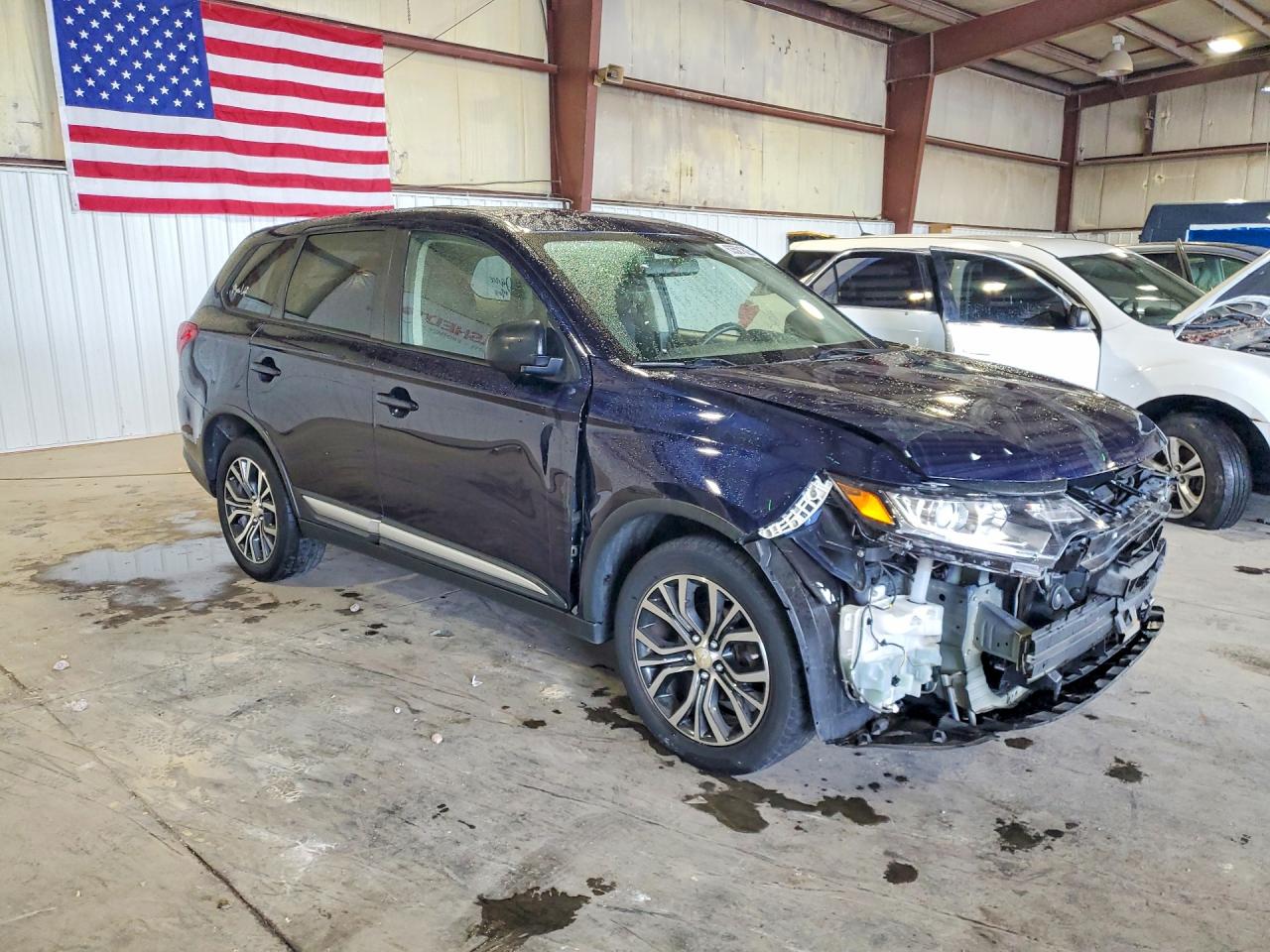 JA4AZ3A39JZ056983 · 2018 MITSUBISHI OUTLANDER · 4/13