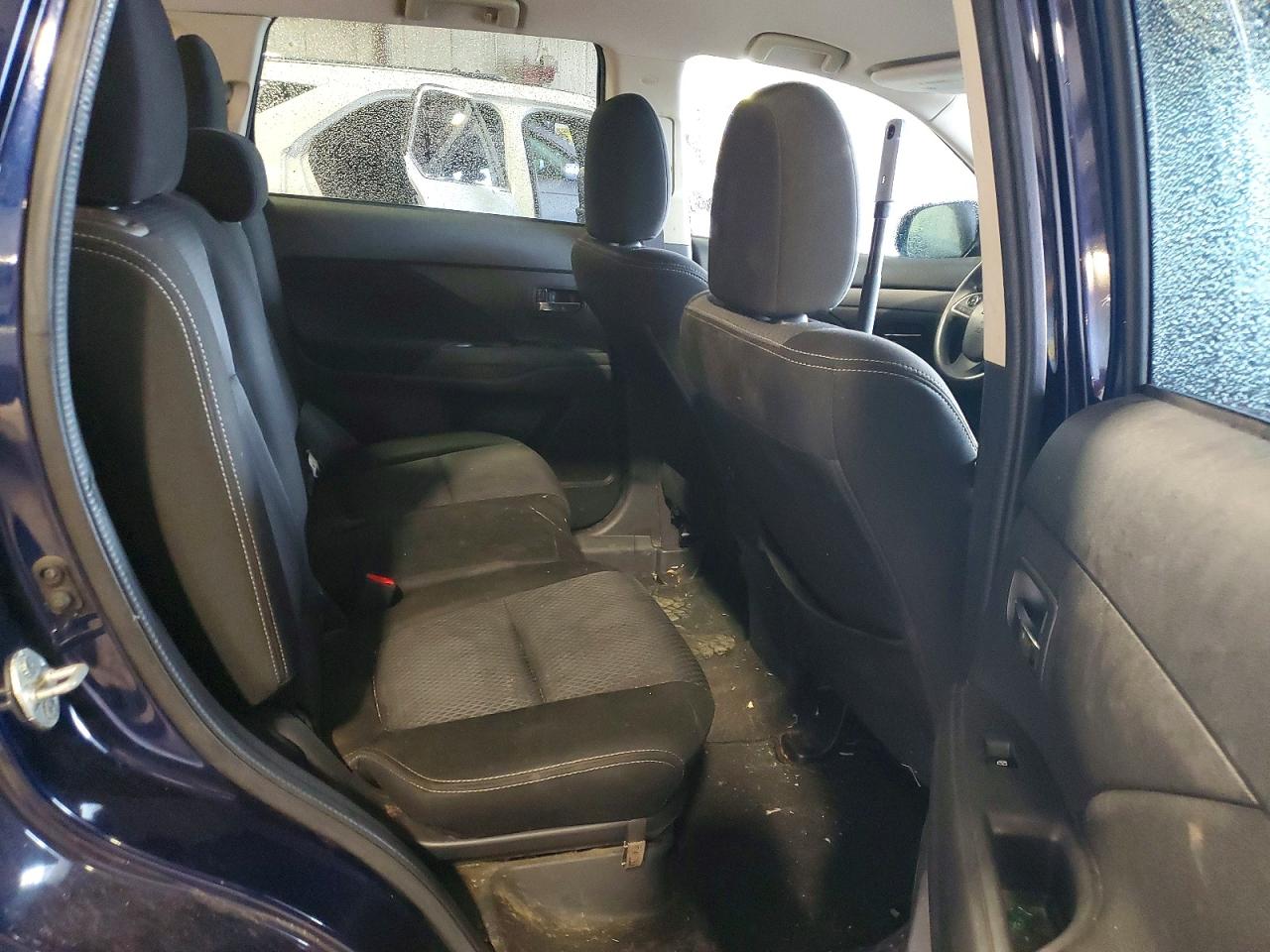 JA4AZ3A39JZ056983 · 2018 MITSUBISHI OUTLANDER · 11/13
