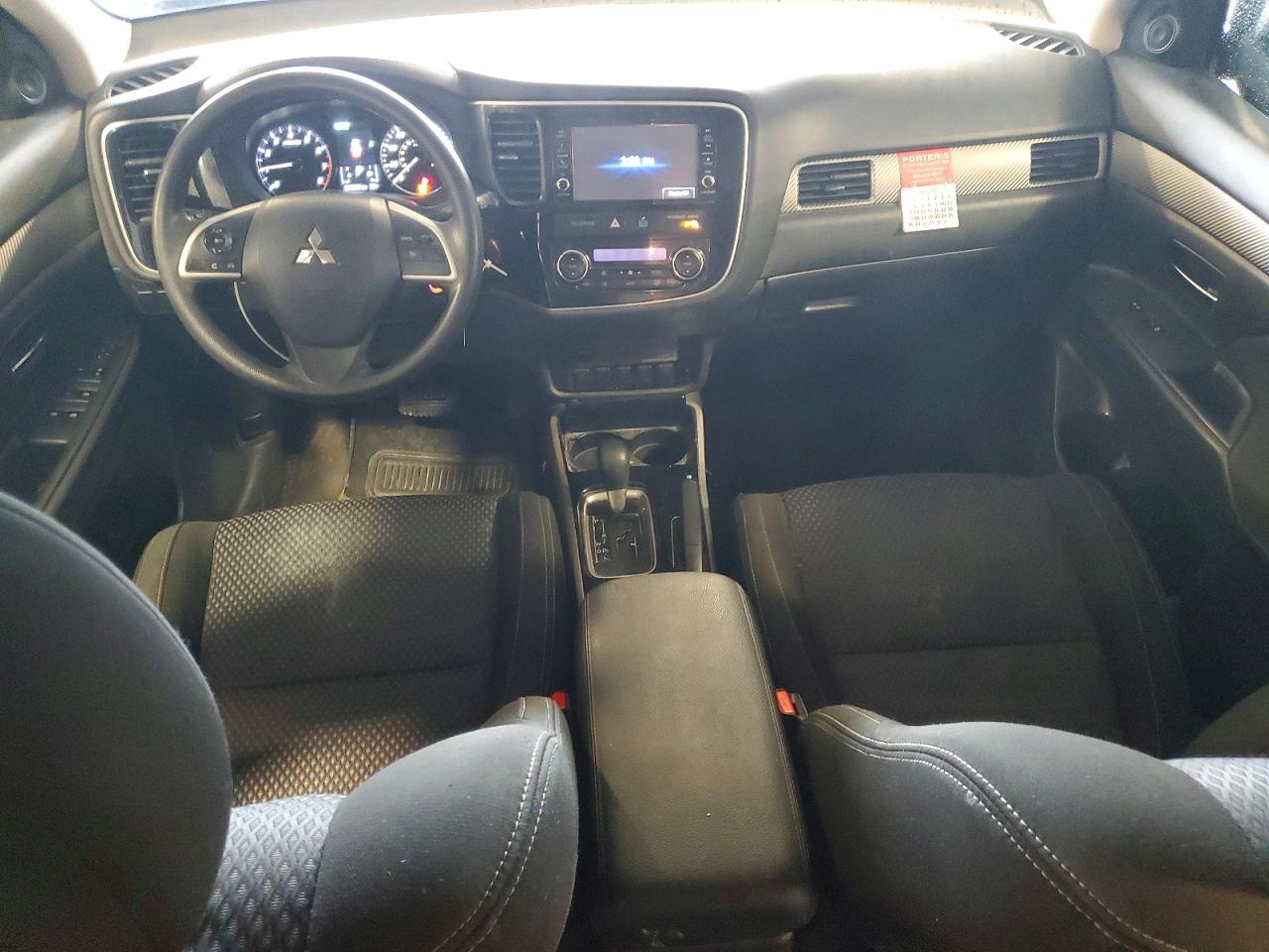 JA4AZ3A39JZ056983 · 2018 MITSUBISHI OUTLANDER · 8/13