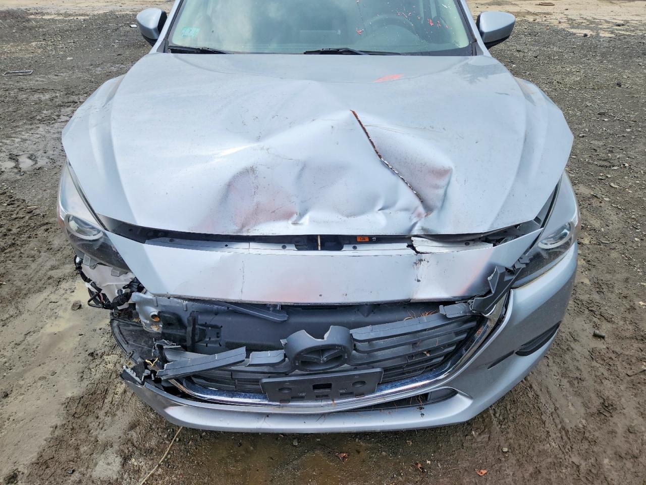 3MZBN1K77JM231354 · 2018 MAZDA 3 · 11/12