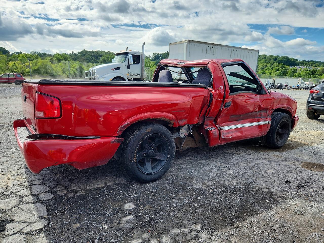 1GTCS14W618247327 · 2001 GMC SONOMA · 3/12