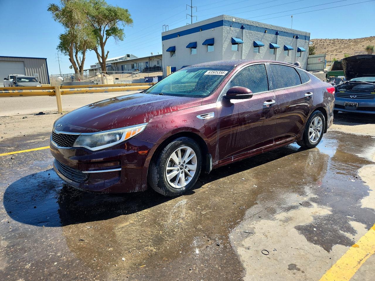 5XXGT4L39JG236875 · 2018 KIA OPTIMA