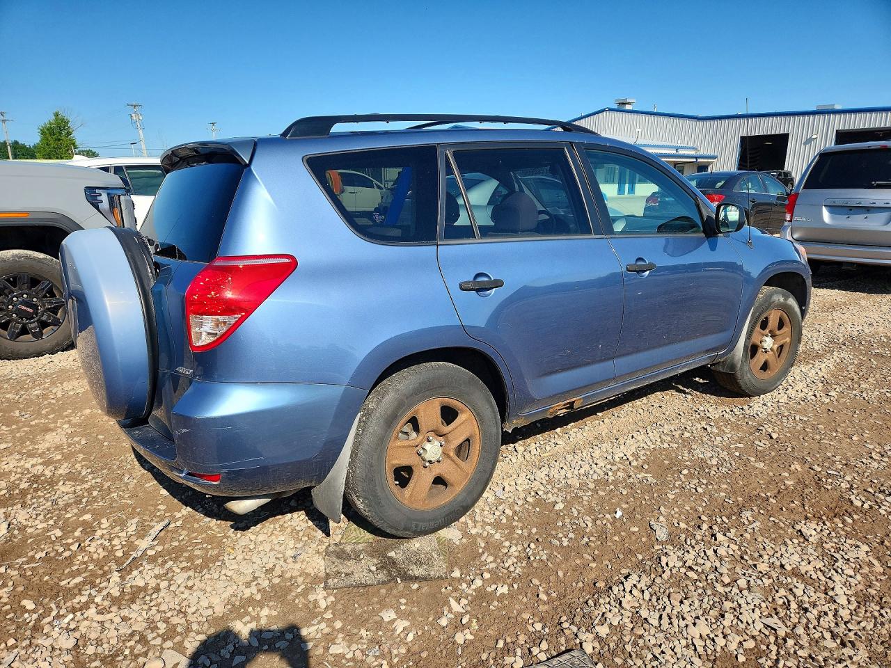 JTMBD33V585143823 · 2008 TOYOTA RAV4 · 3/13