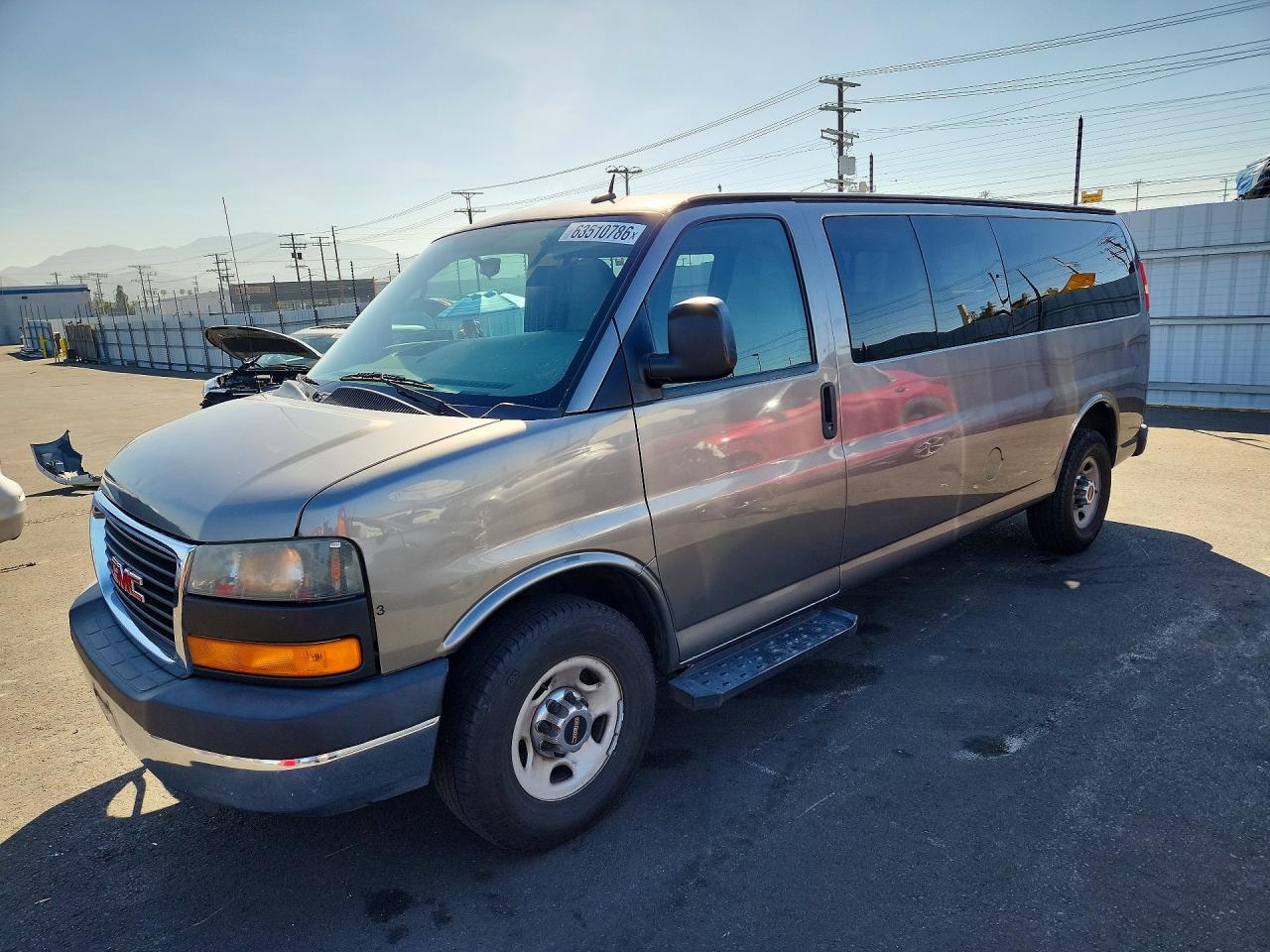 1GJZ71FG8B1115688 · 2011 GMC SAVANA
