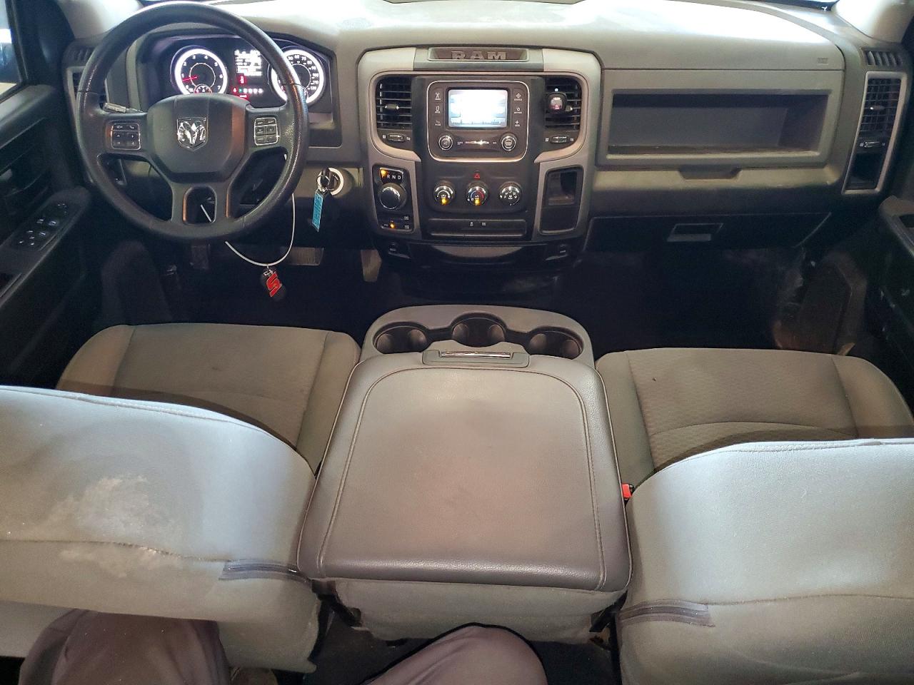 1C6RR7FTXHS603049 · 2017 RAM 1500 · 8/12