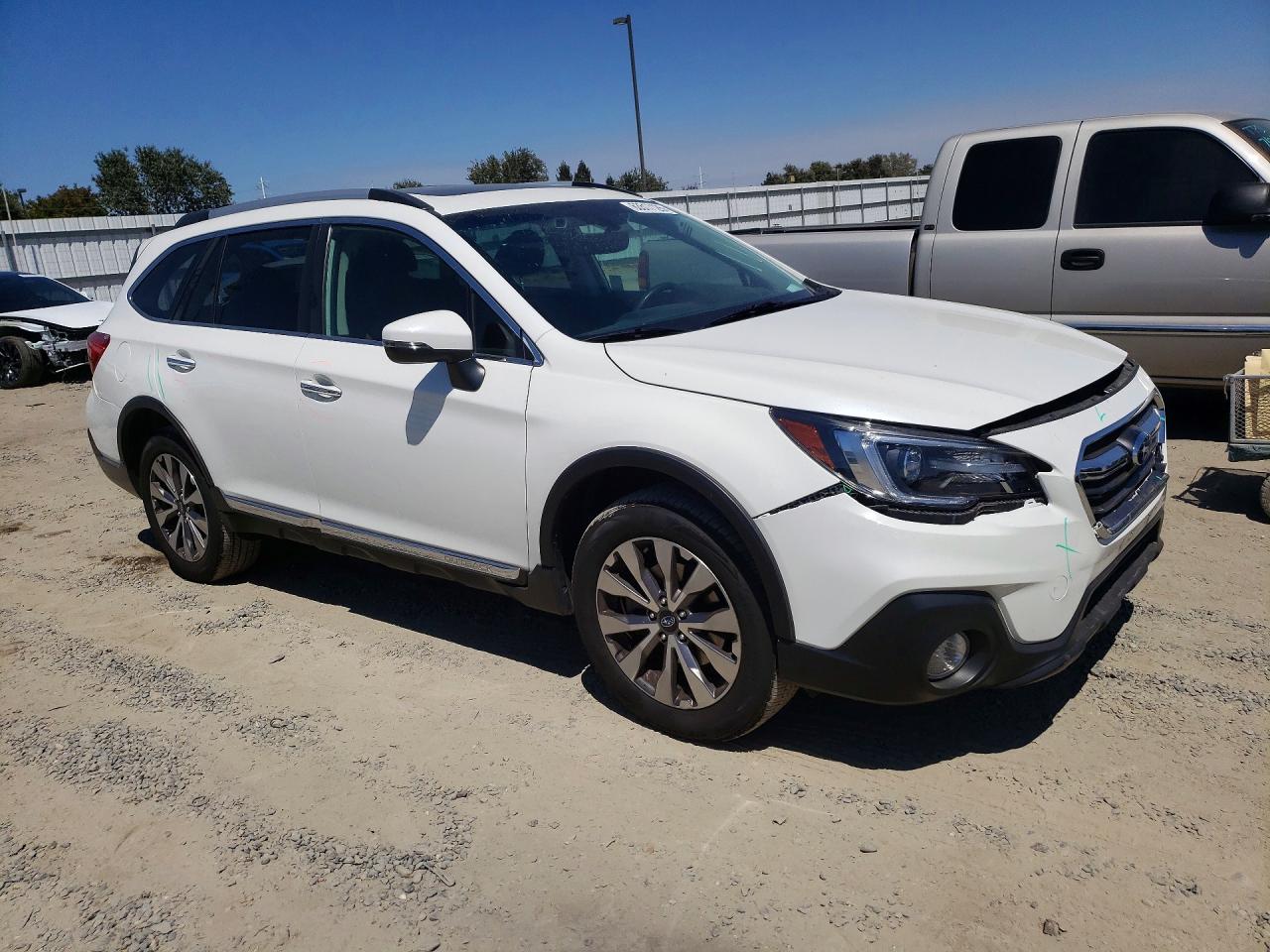 4S4BSETC1J3205456 · 2018 SUBARU OUTBACK · 4/12