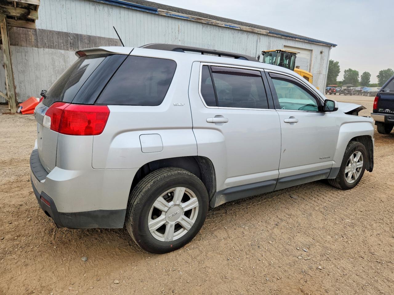 2GKFLXE32F6262863 · 2015 GMC TERRAIN · 3/13