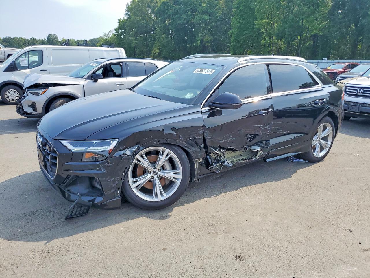 WA1BVBF13ND028973 · 2022 AUDI Q8
