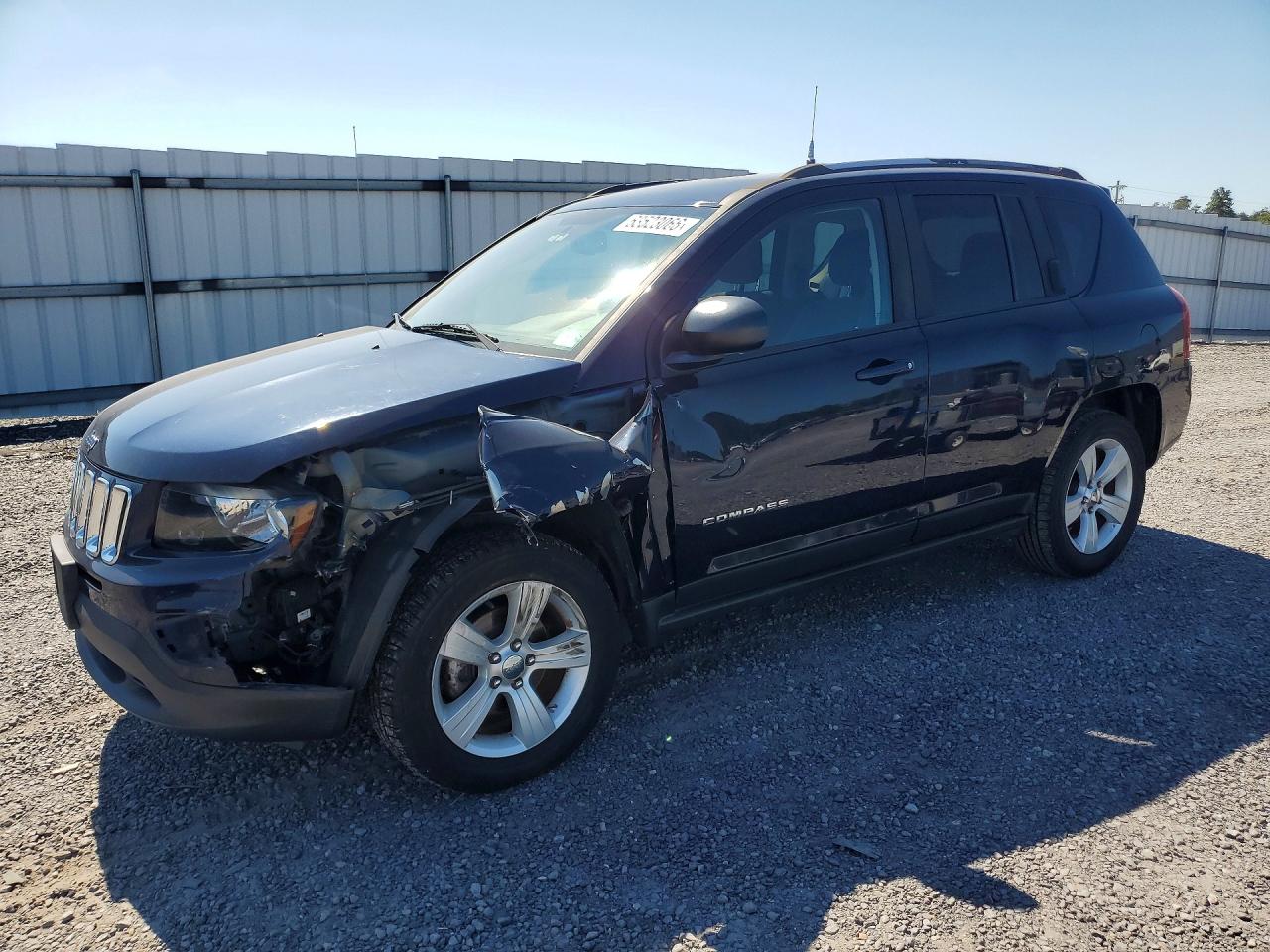 1C4NJDBB6GD770568 · 2016 JEEP COMPASS