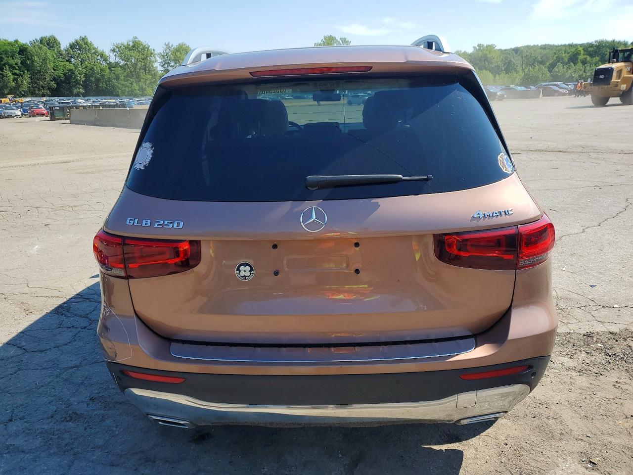 W1N4M4HB5MW155139 · 2021 MERCEDES-BENZ GLB · 6/13