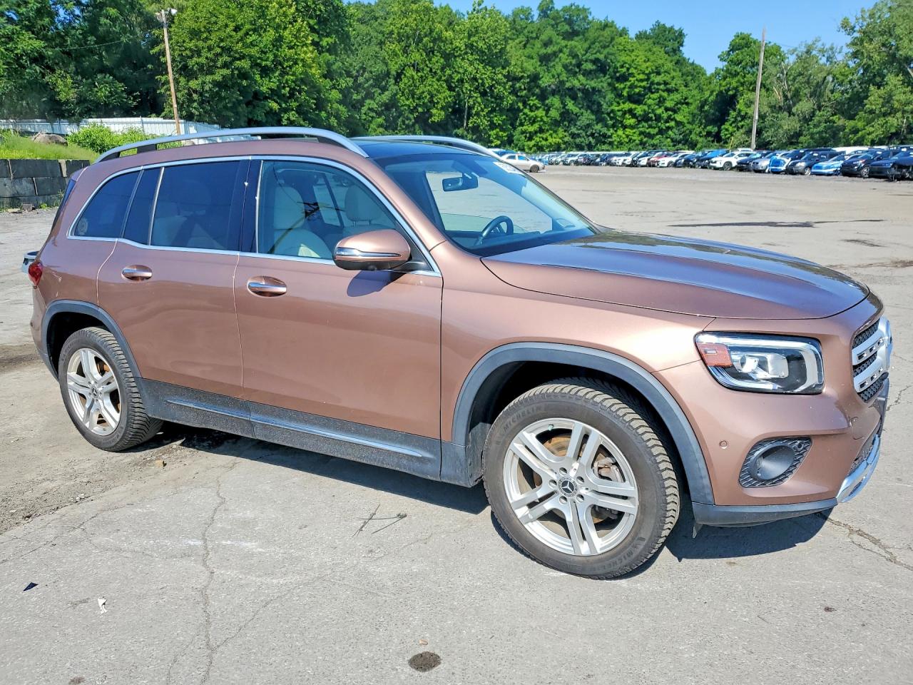 W1N4M4HB5MW155139 · 2021 MERCEDES-BENZ GLB · 4/13