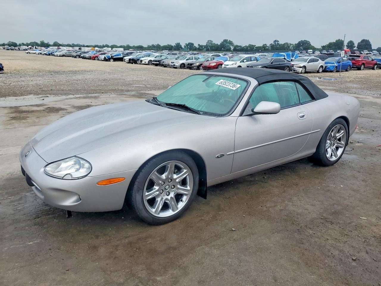 SAJJA42C2YNA07888 · 2000 JAGUAR XK8