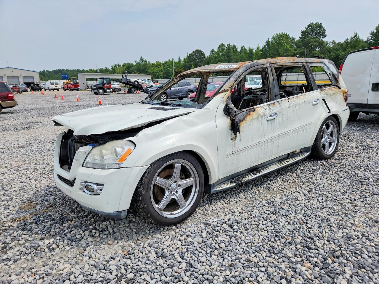 4JGBF86E89A529689 · 2009 MERCEDES-BENZ GL