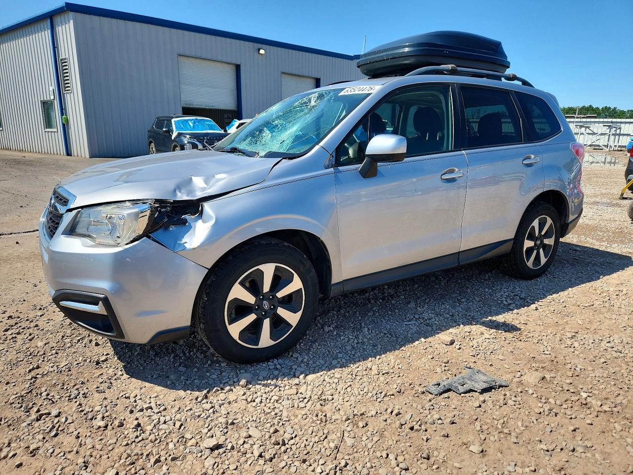 JF2SJAEC7JH499611 · 2018 SUBARU FORESTER