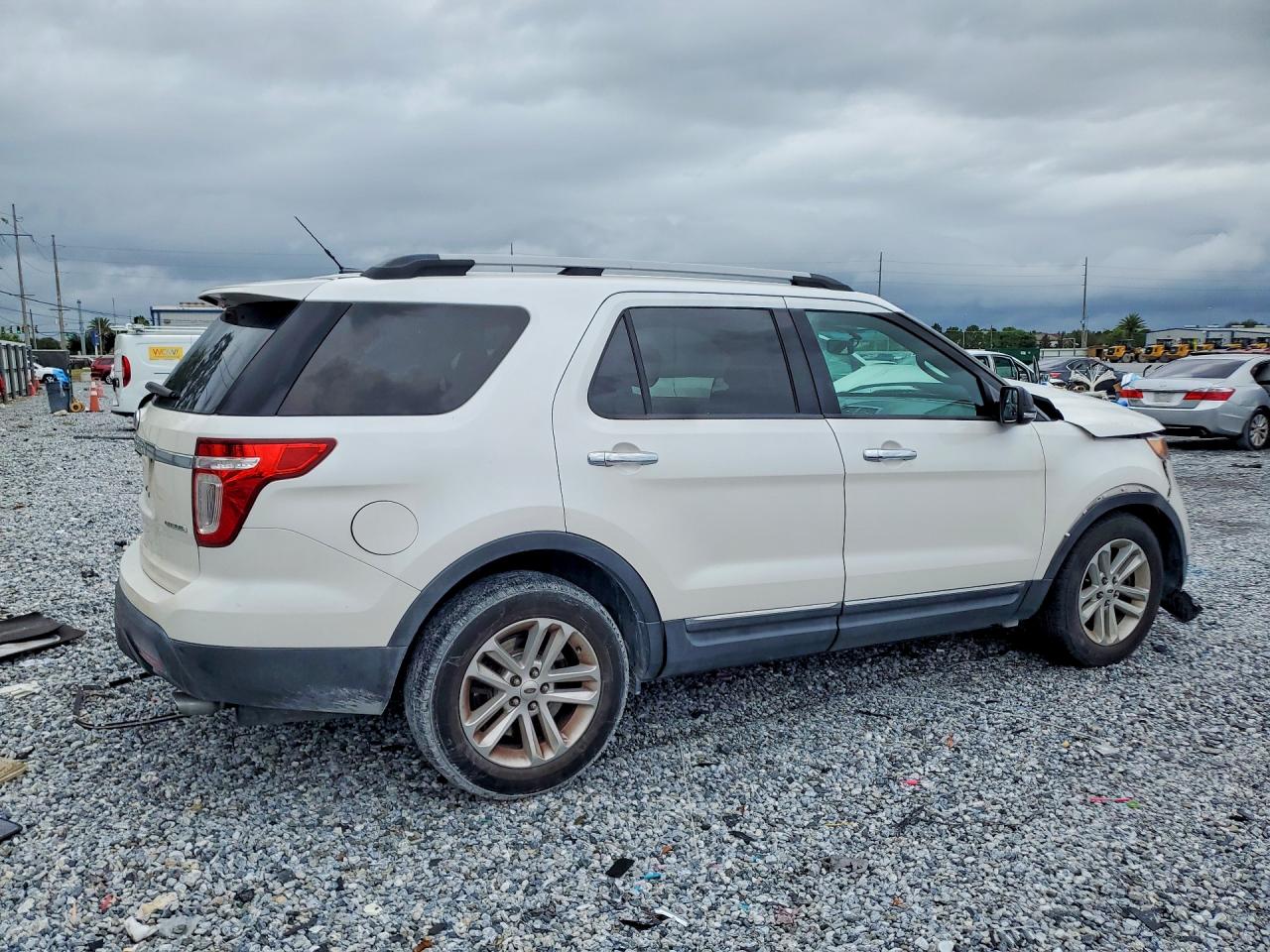 1FM5K7D82DGC45223 · 2013 FORD EXPLORER · 3/13