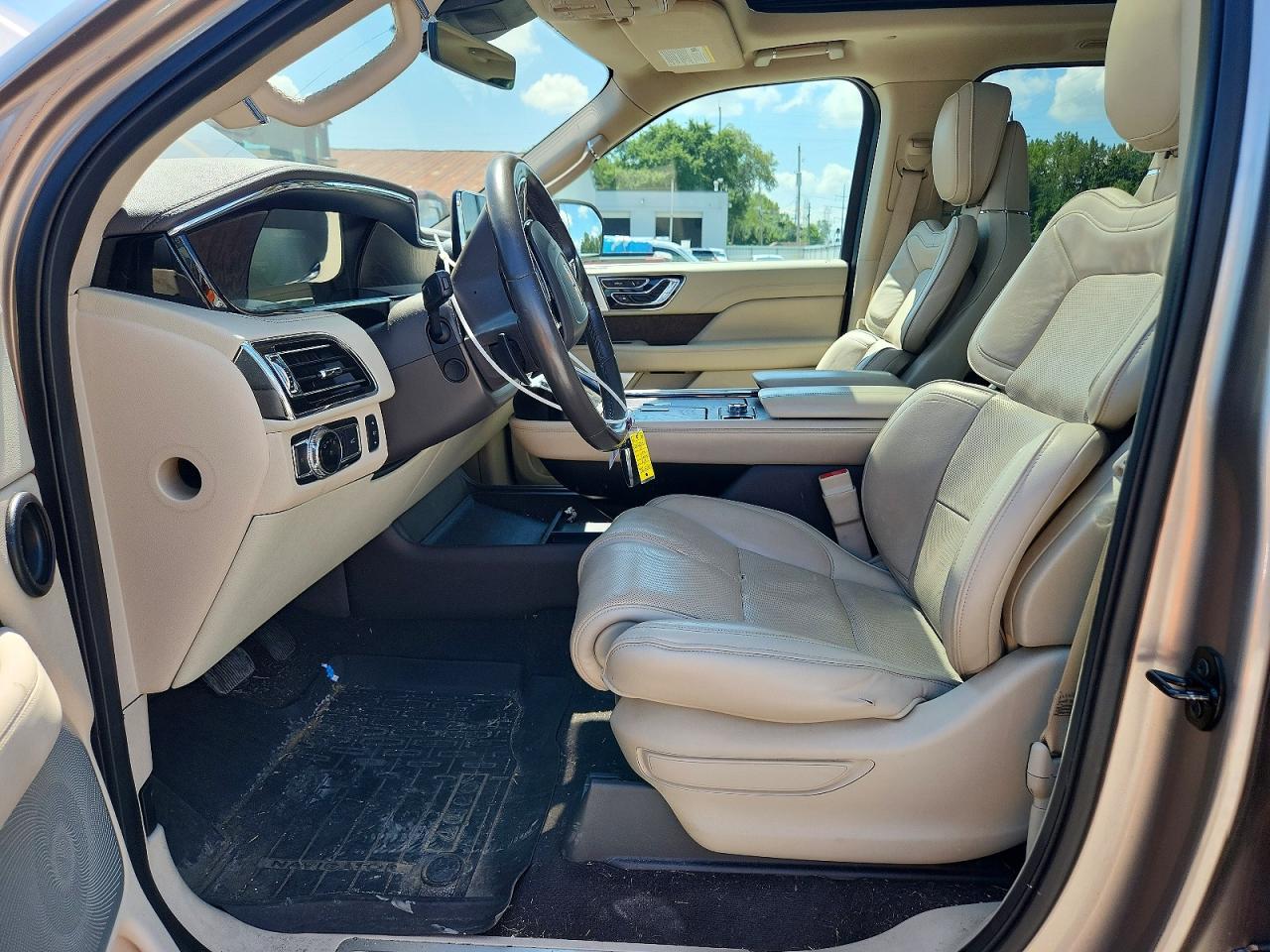 5LMJJ2LT6JEL10489 · 2018 LINCOLN NAVIGATOR · 7/13