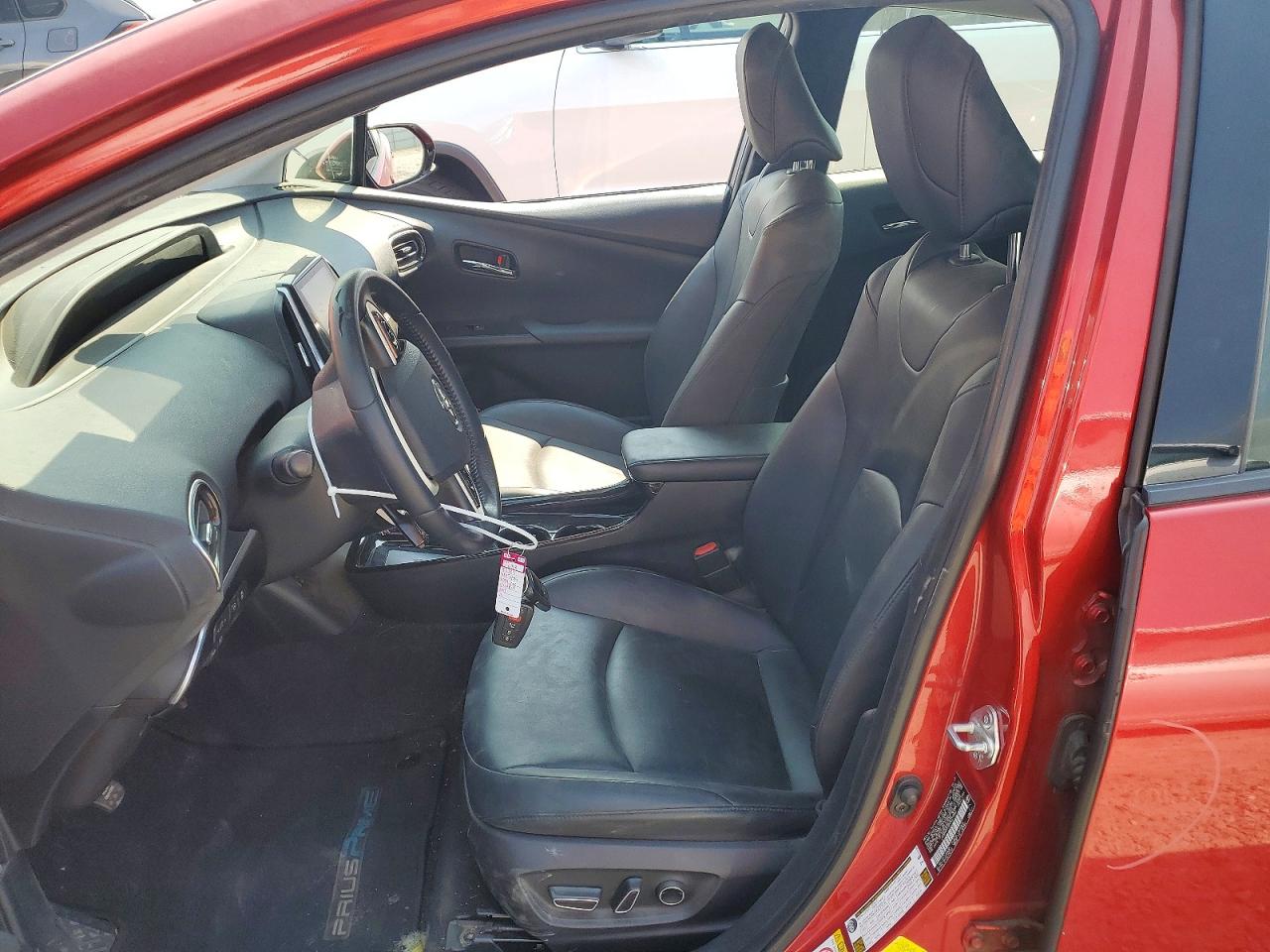 JTDKARFP2H3007380 · 2017 TOYOTA PRIUS PRIME · 7/13