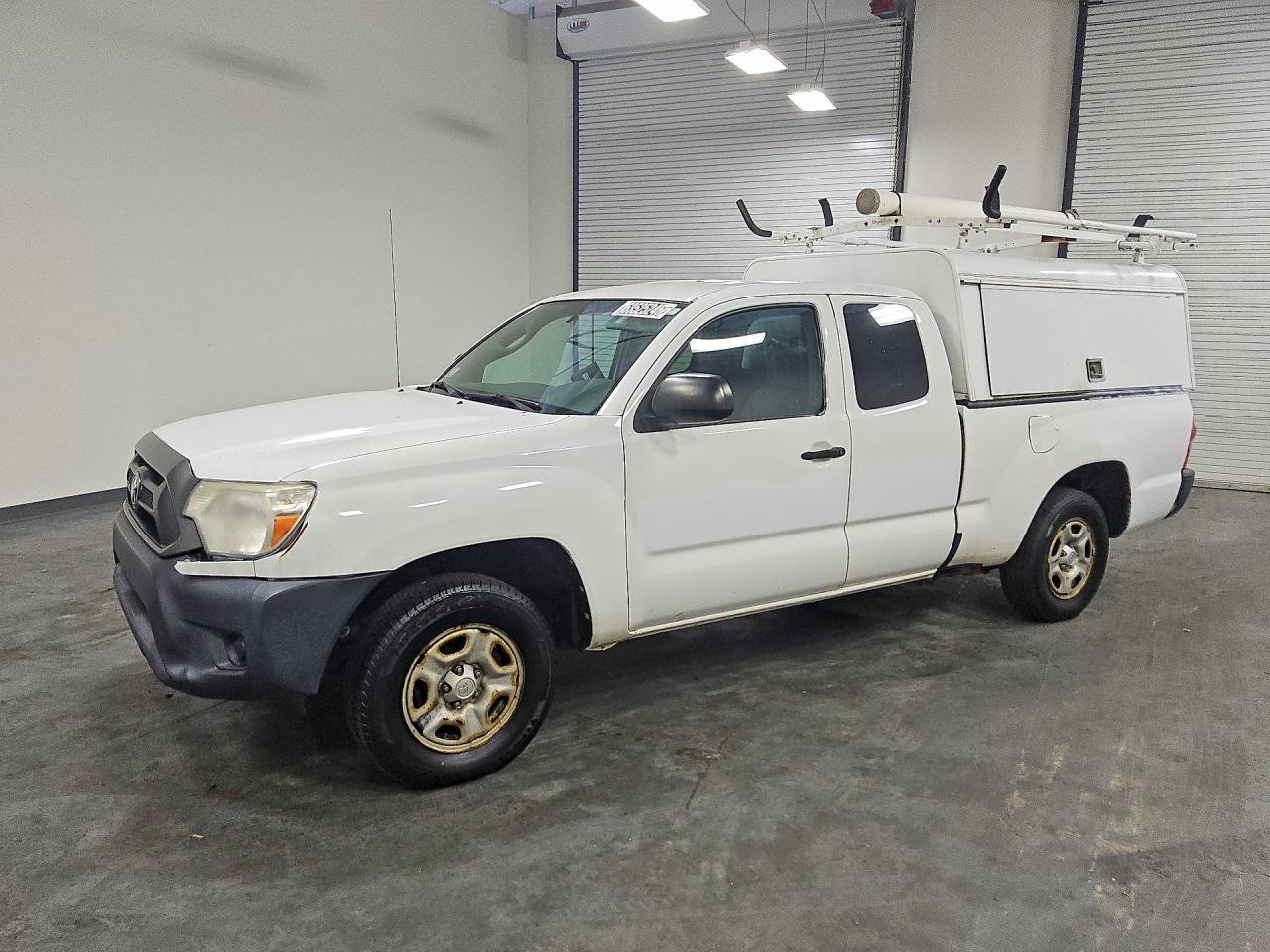 5TFTX4CN1FX056813 · 2015 TOYOTA TACOMA