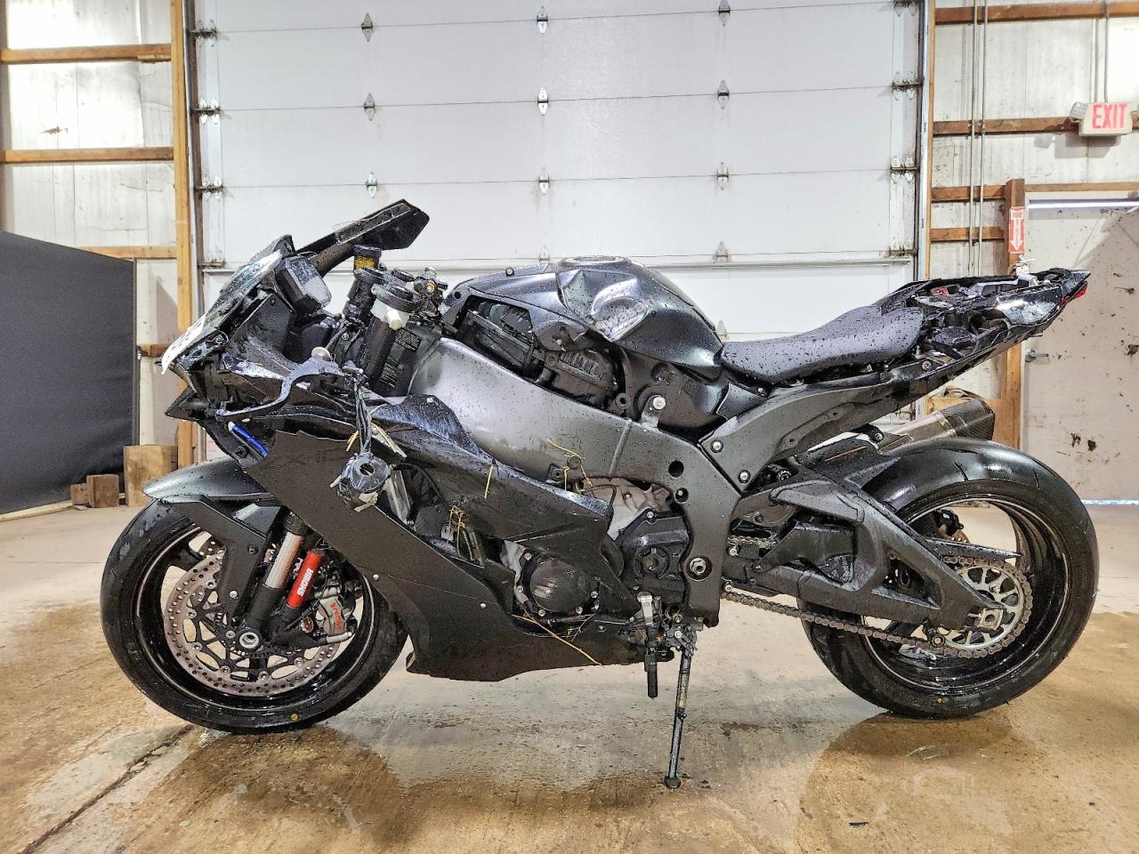 JKBZXVM14SA010102 · 2025 KAWASAKI ZX1002 · 3/9