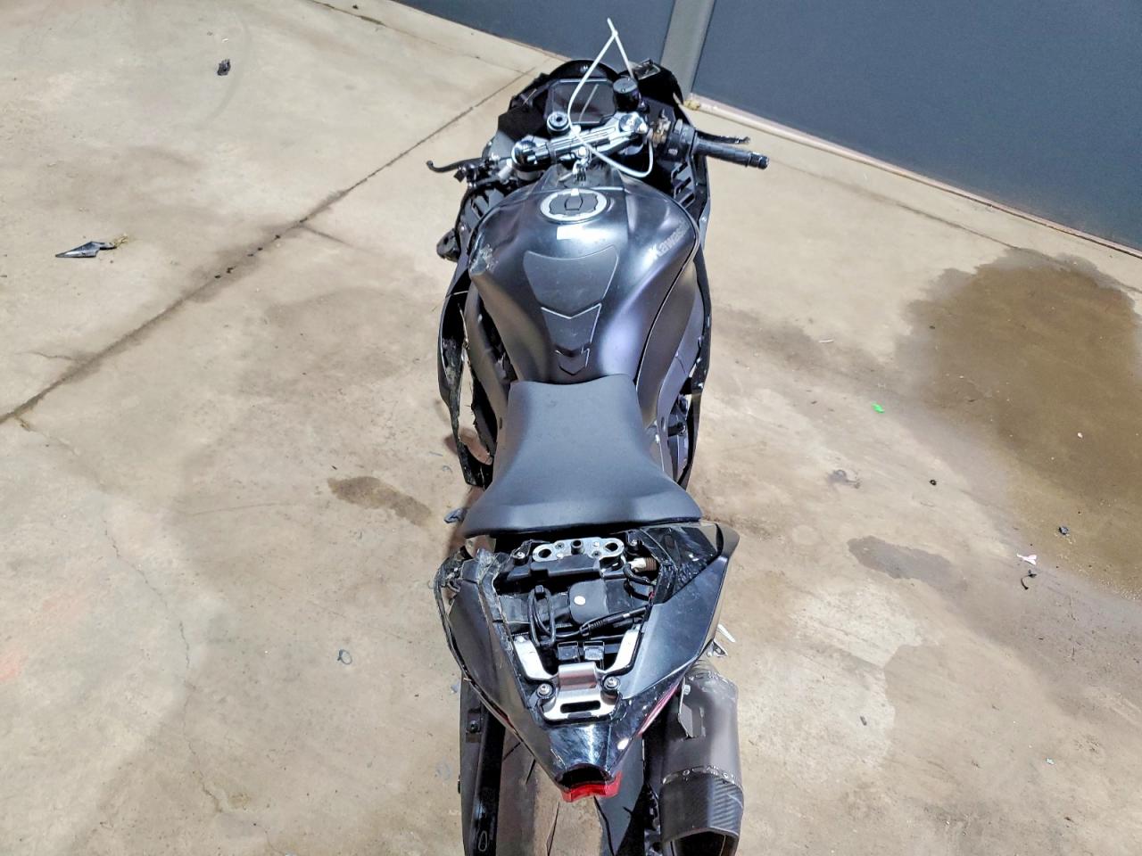JKBZXVM14SA010102 · 2025 KAWASAKI ZX1002 · 6/9